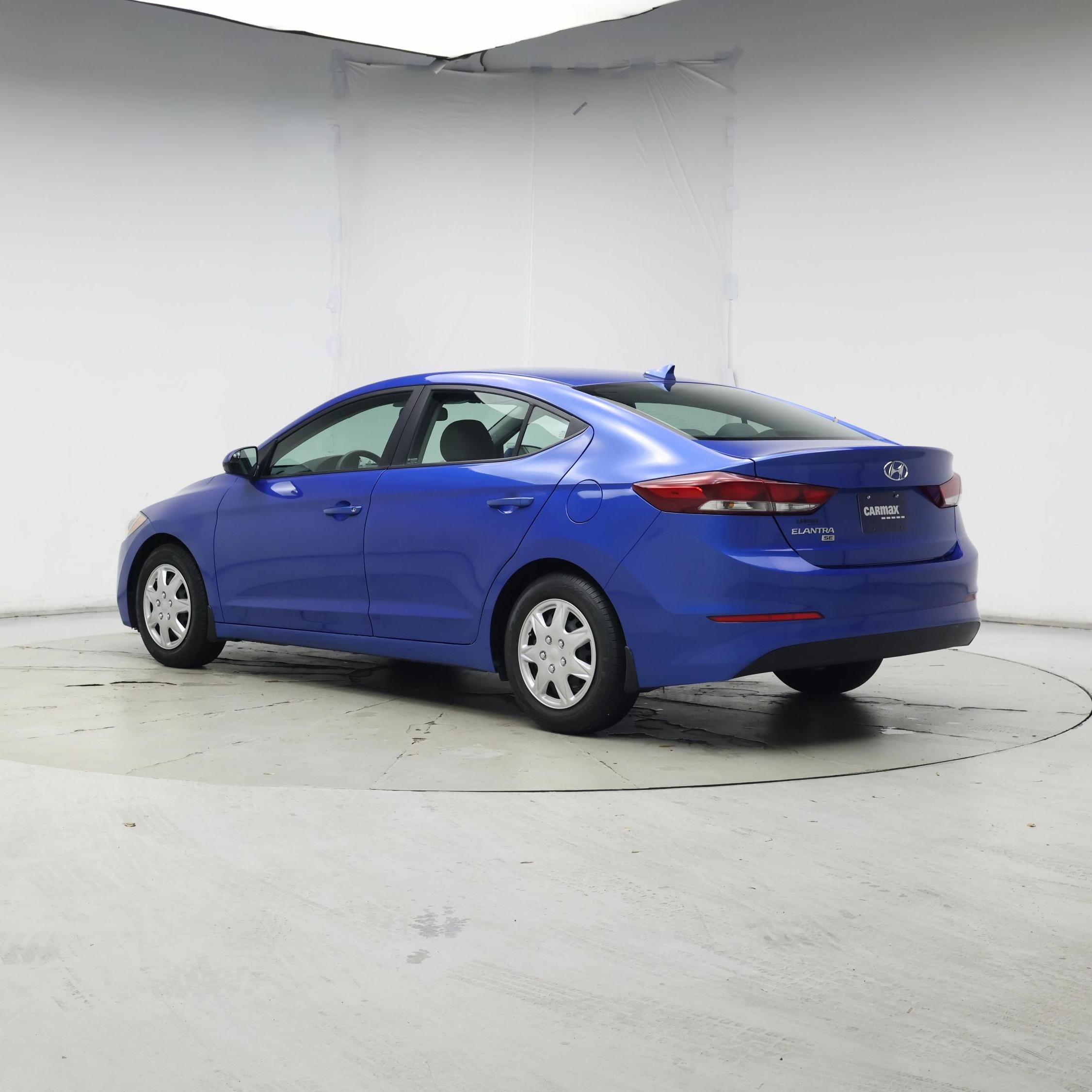 Thumbnail: 2017 Hyundai Elantra - 2