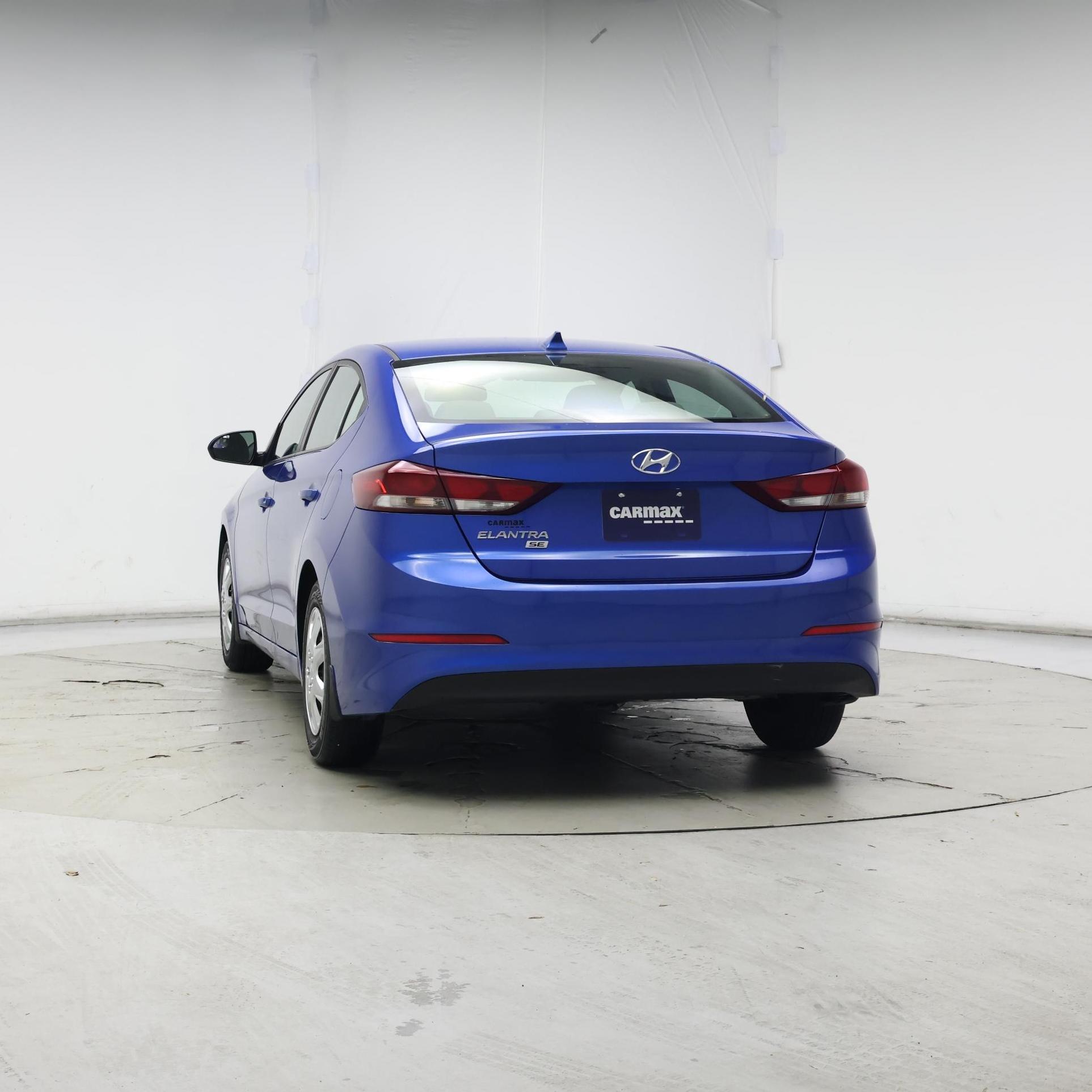 Thumbnail: 2017 Hyundai Elantra - 6