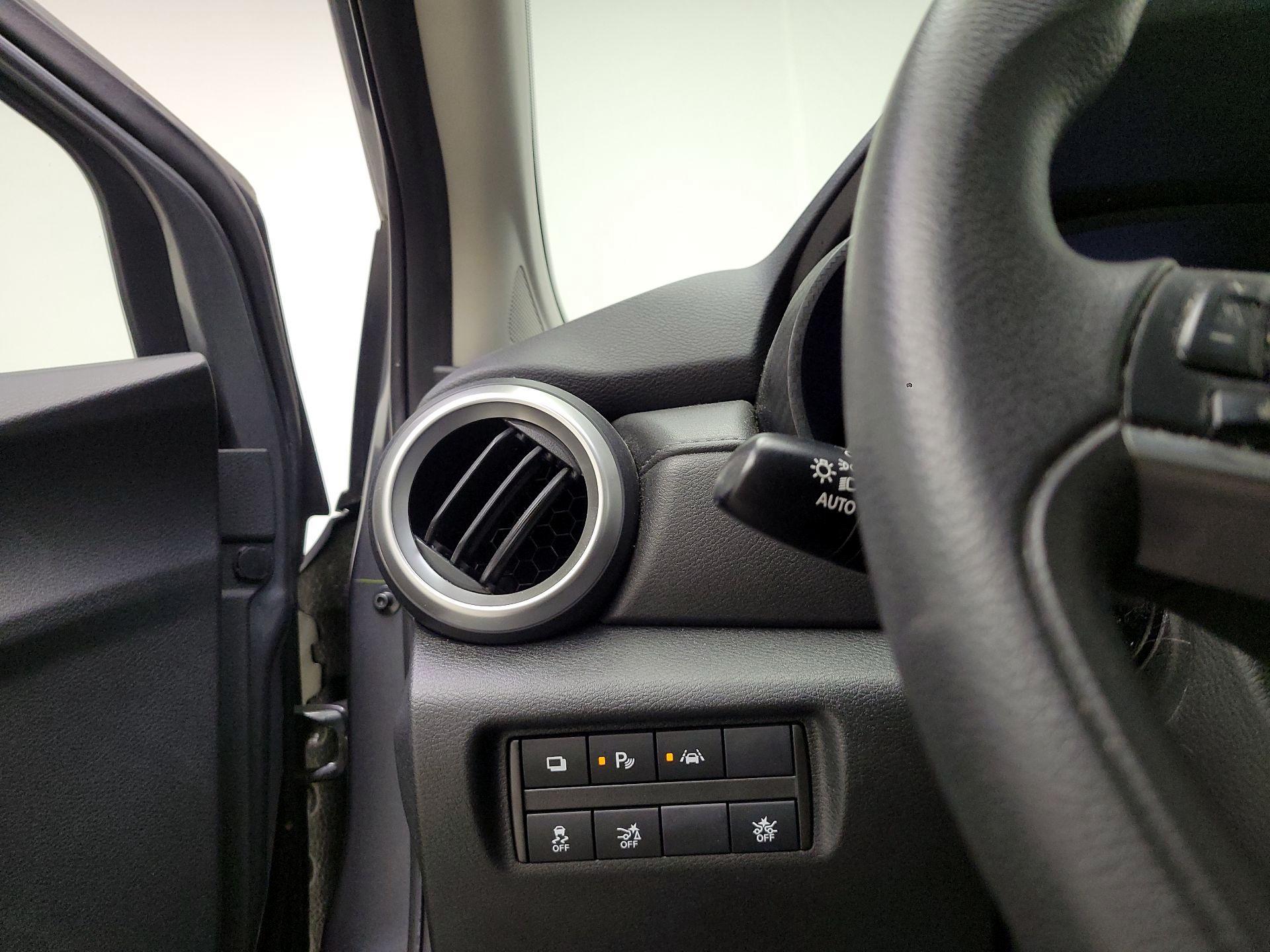 Thumbnail: 2020 Nissan Versa - 13