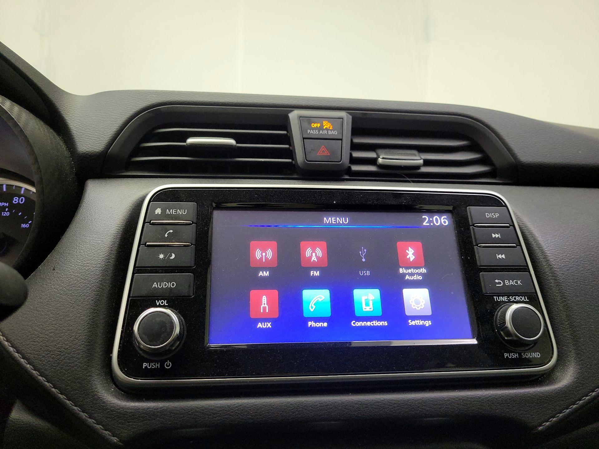 Thumbnail: 2020 Nissan Versa - 15