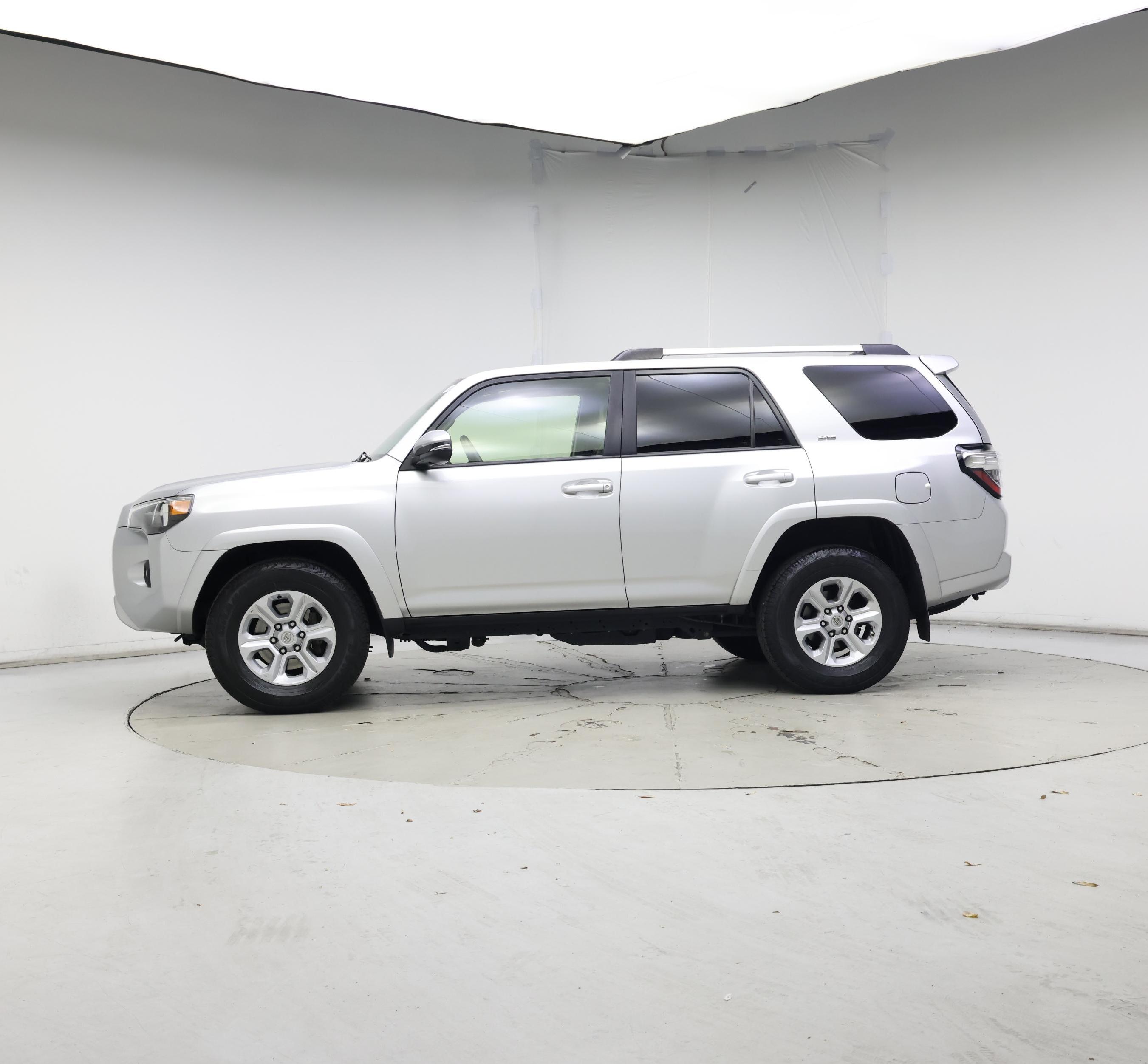 Thumbnail: 2023 Toyota 4Runner - 3