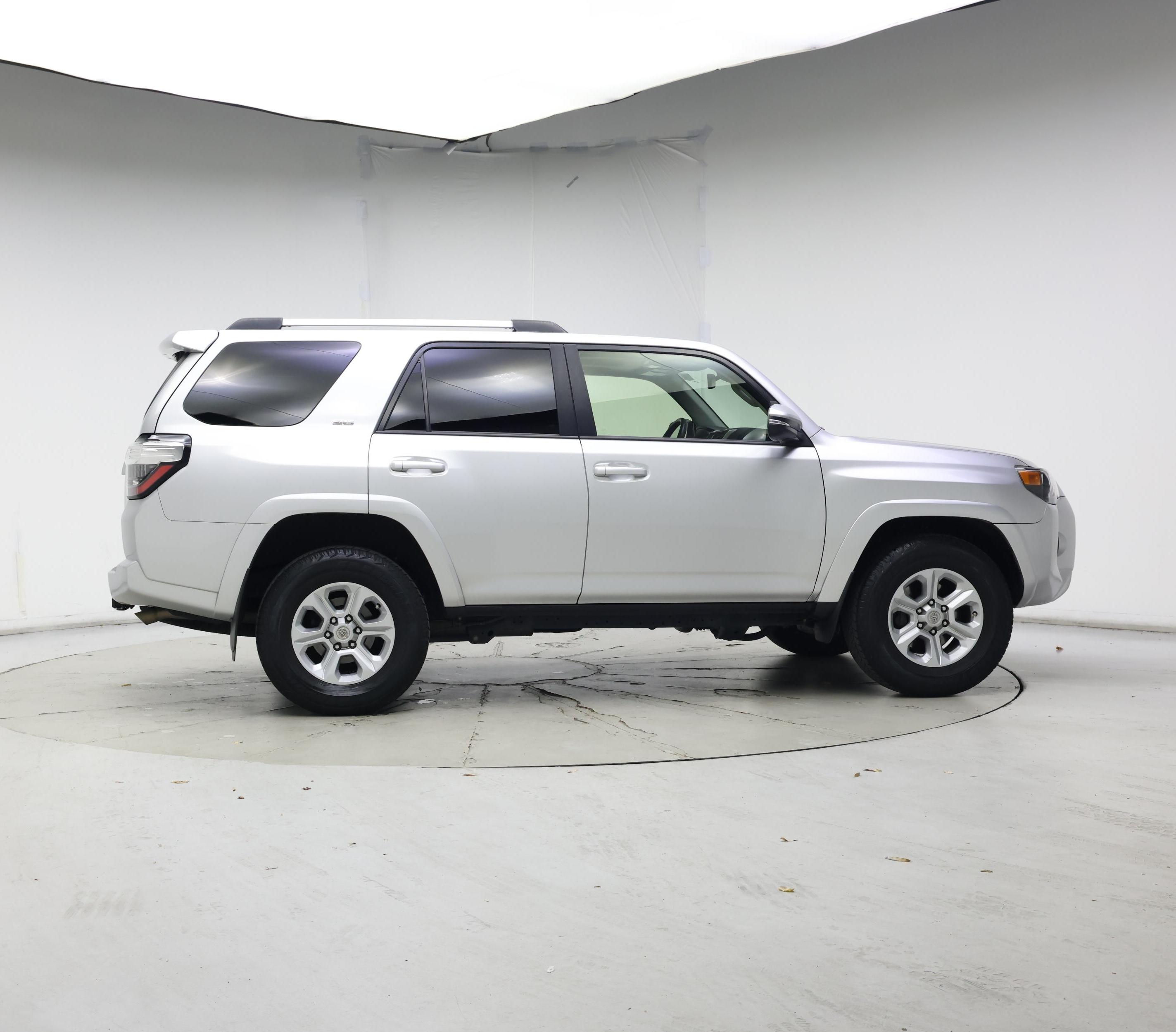 Thumbnail: 2023 Toyota 4Runner - 7