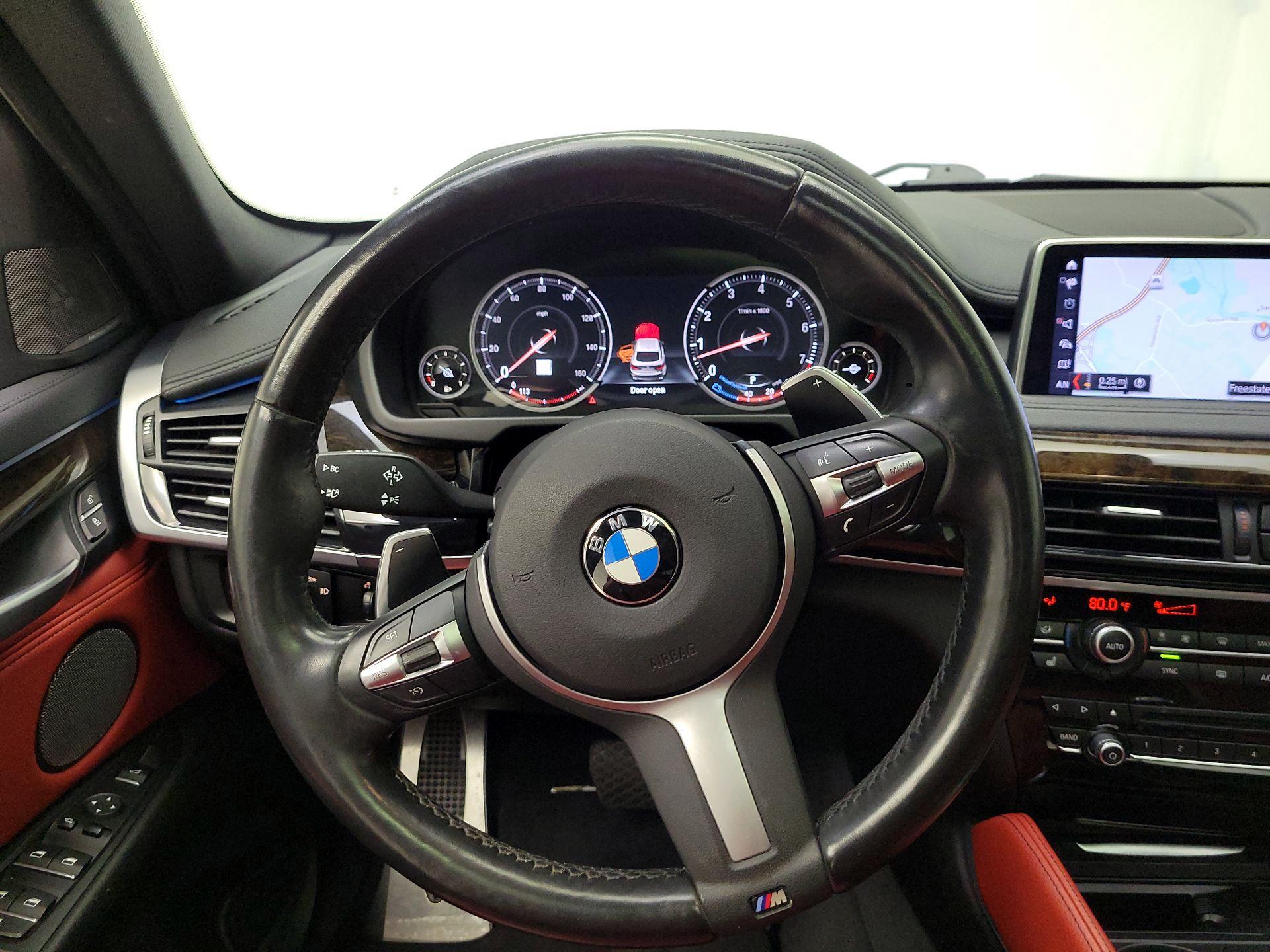 Thumbnail: 2019 BMW X6 - 10