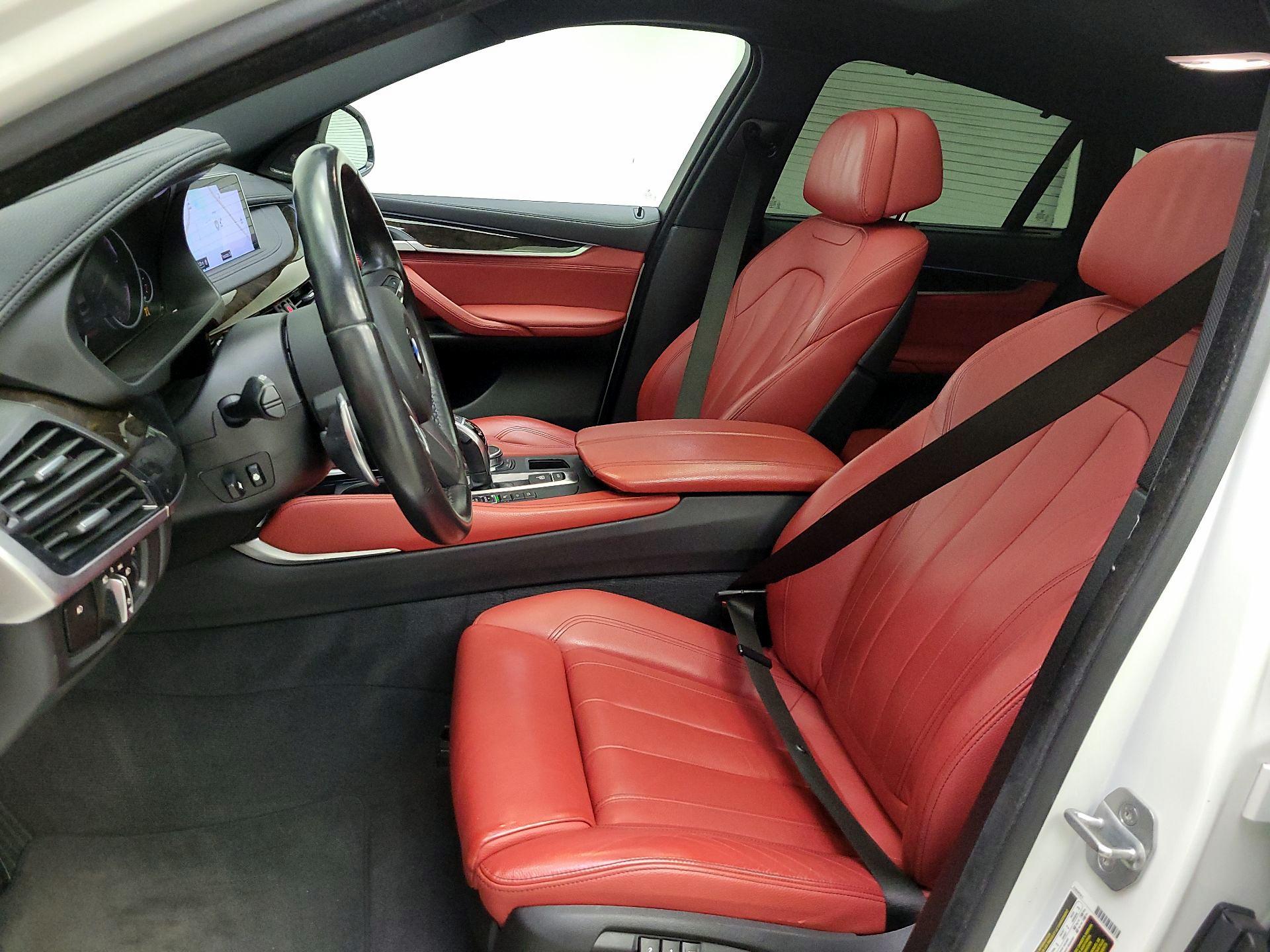 Thumbnail: 2019 BMW X6 - 11