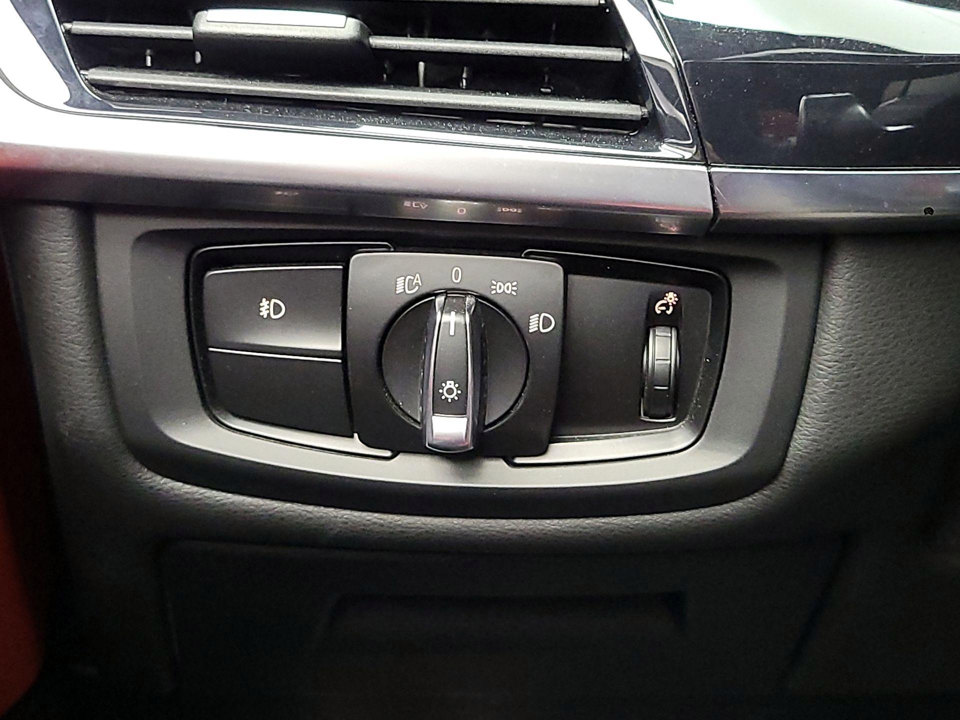 Thumbnail: 2019 BMW X6 - 13