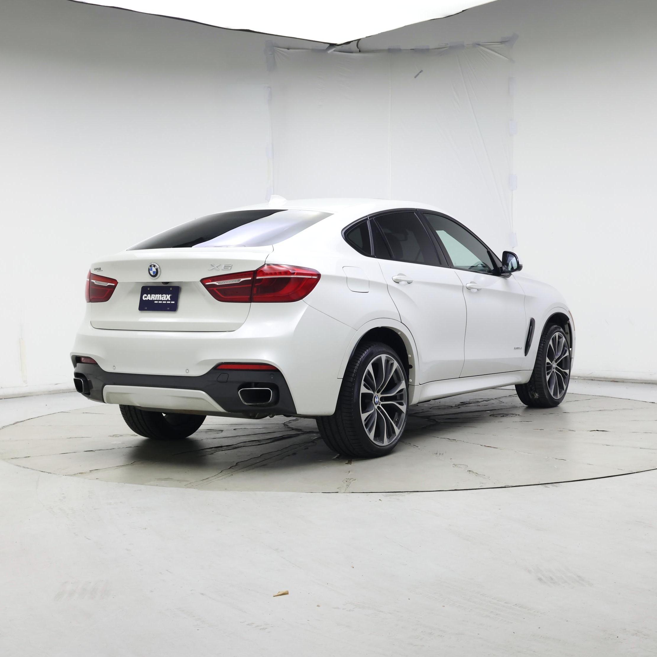 Thumbnail: 2019 BMW X6 - 8