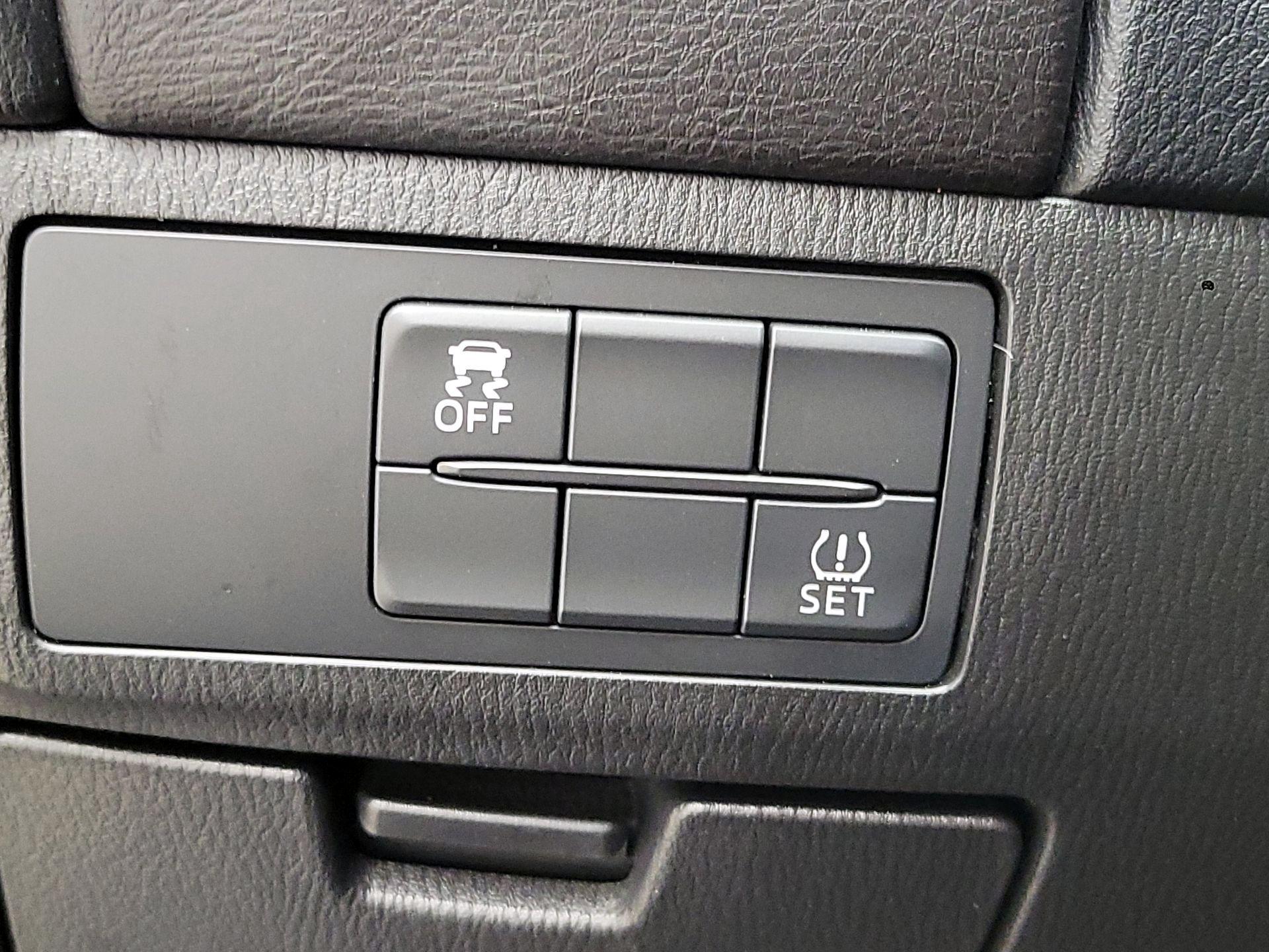 Thumbnail: 2017 Mazda Mazda6 - 13