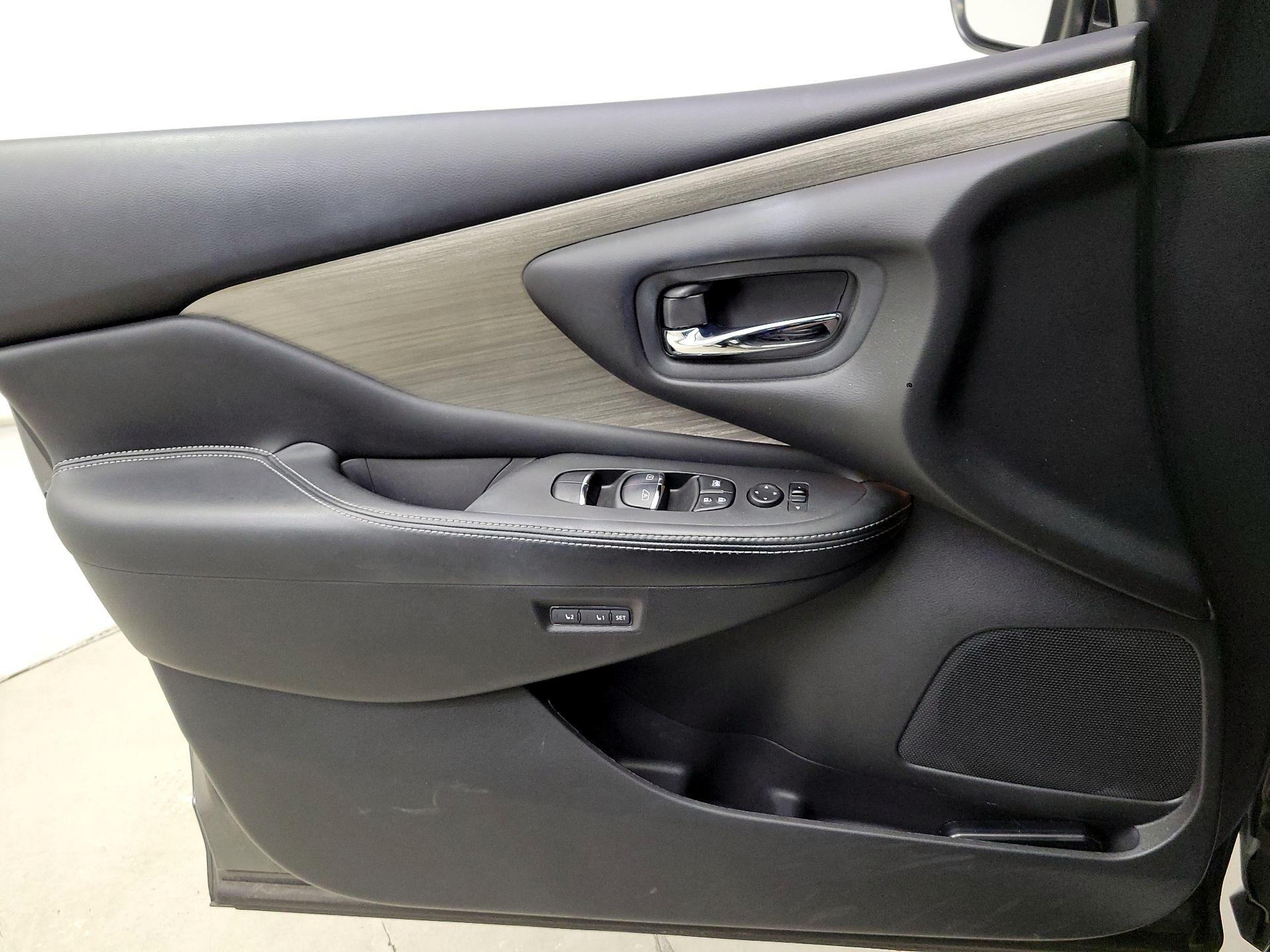 Thumbnail: 2016 Nissan Murano - 12