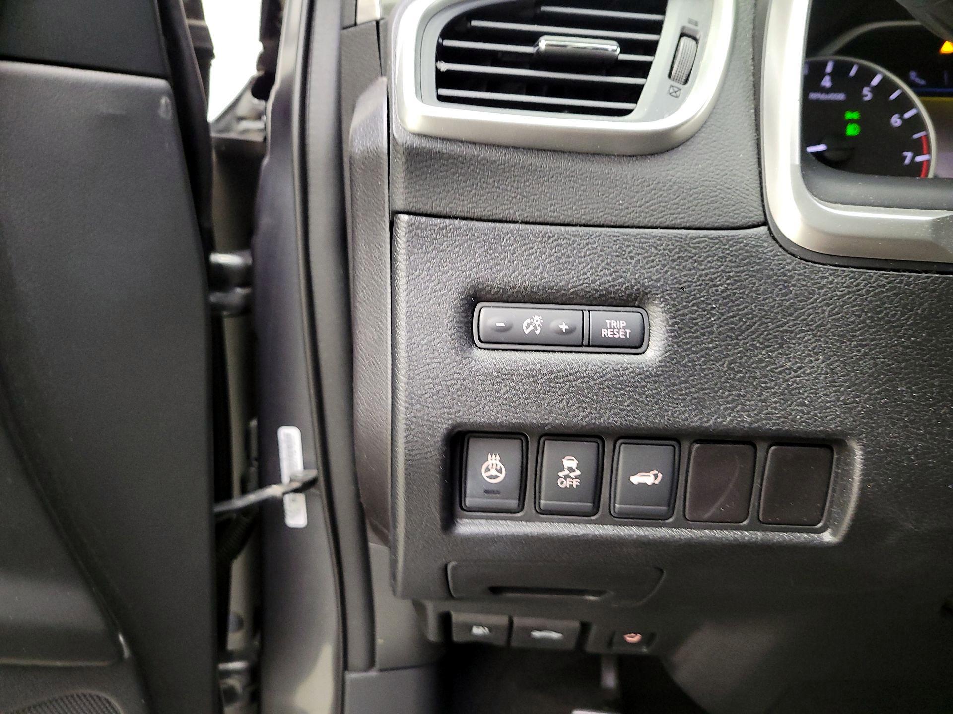 Thumbnail: 2016 Nissan Murano - 13