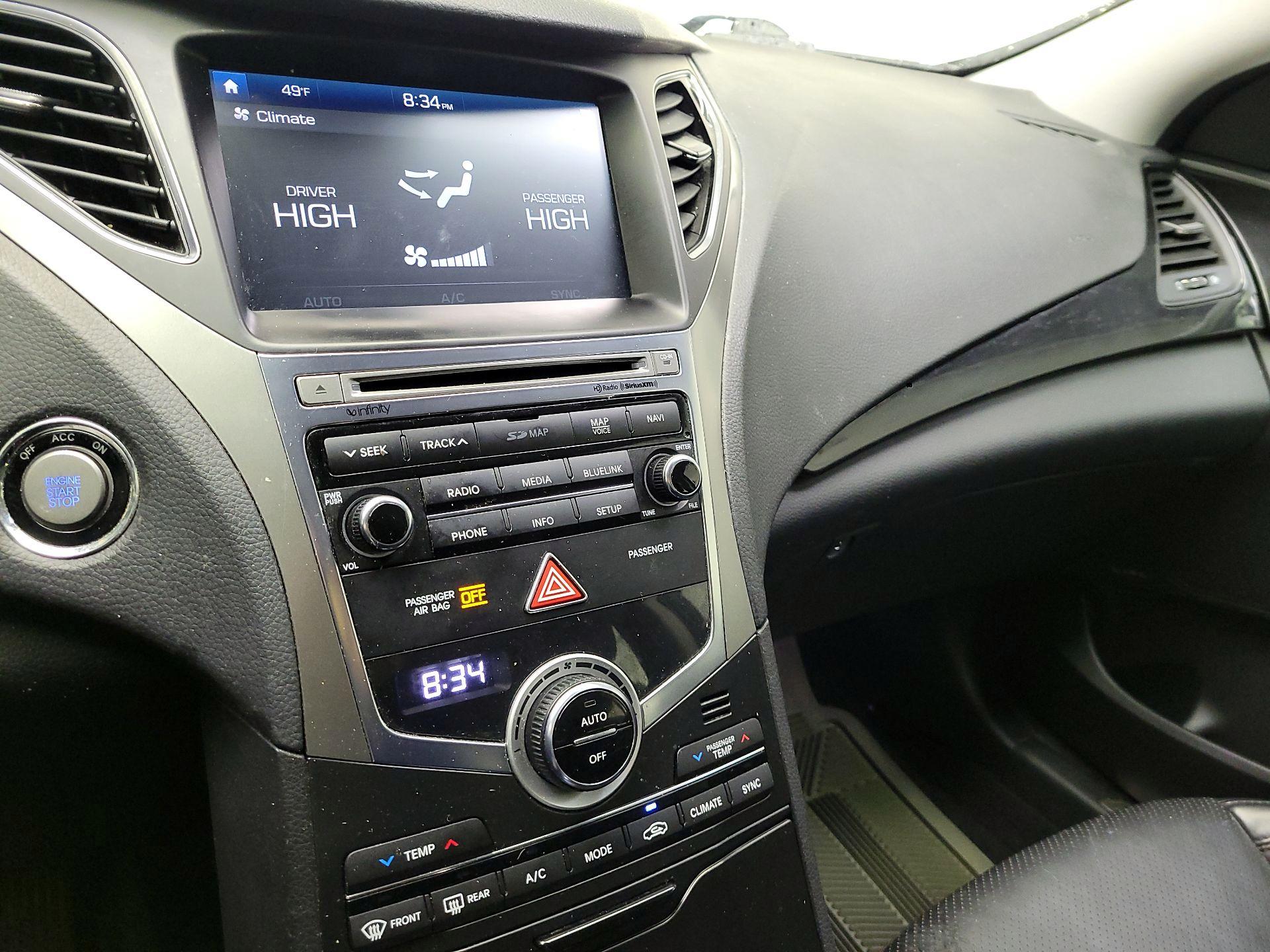 Thumbnail: 2017 Hyundai Azera - 17