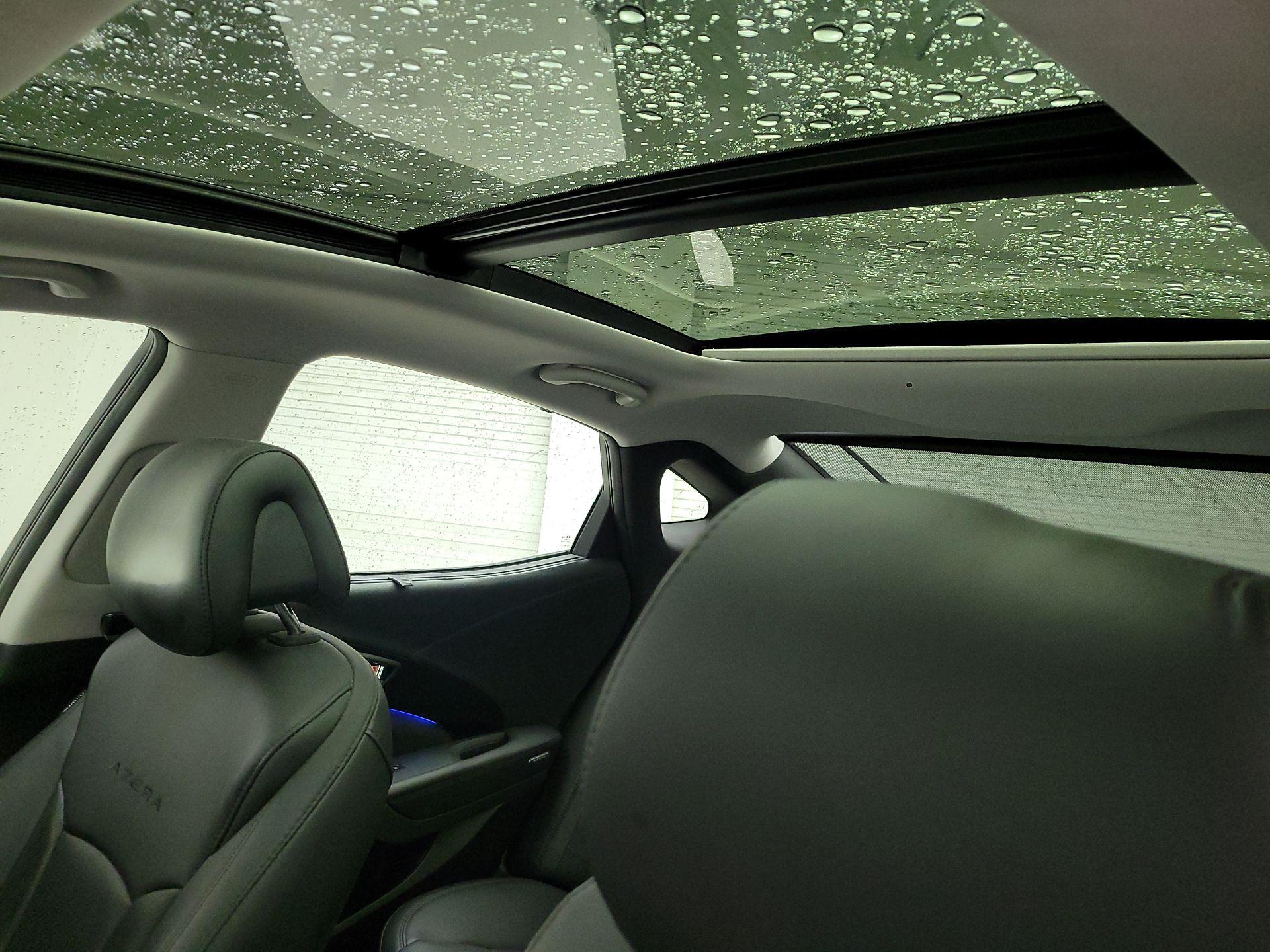 Thumbnail: 2017 Hyundai Azera - 20