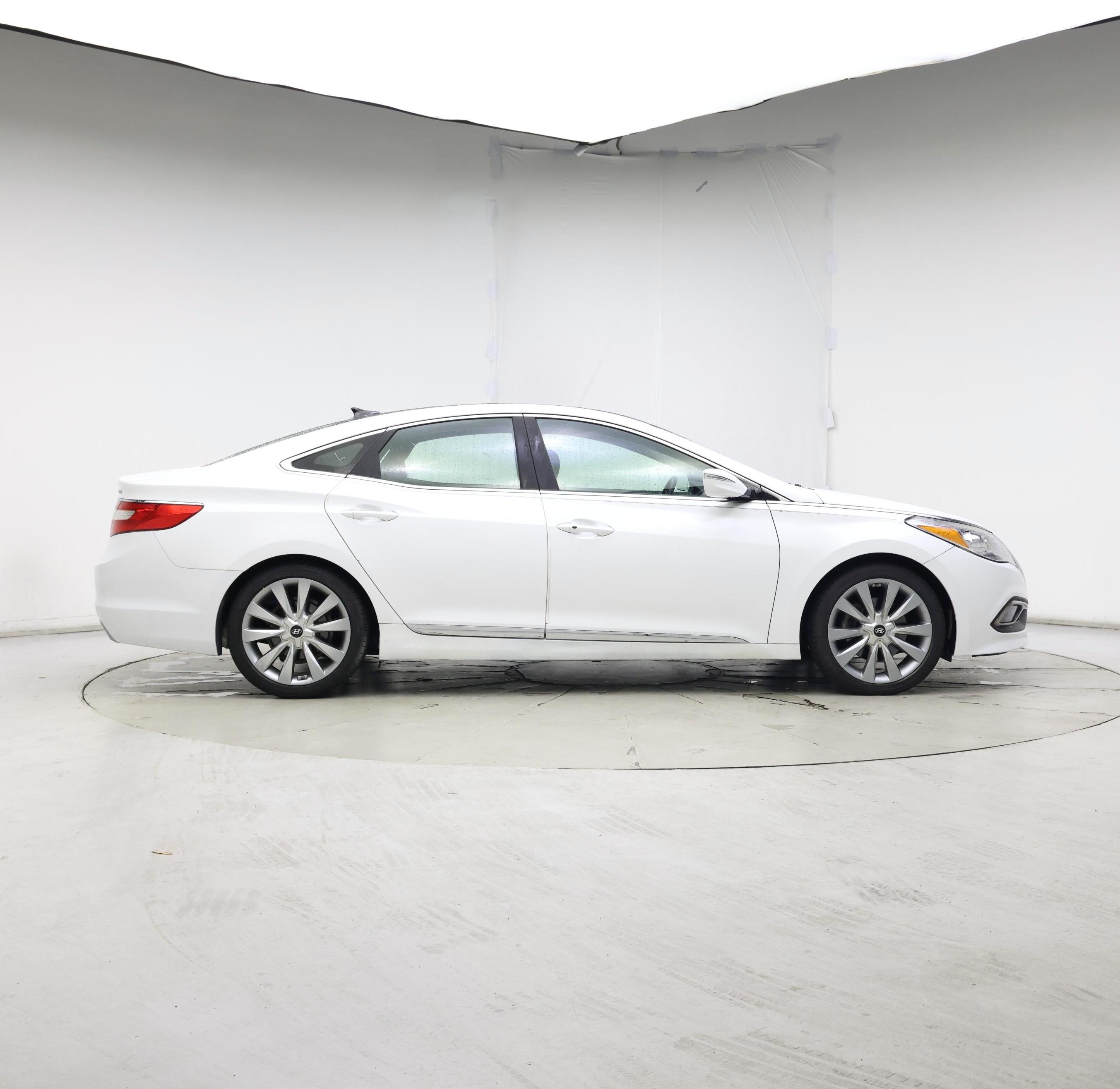 Thumbnail: 2017 Hyundai Azera - 7