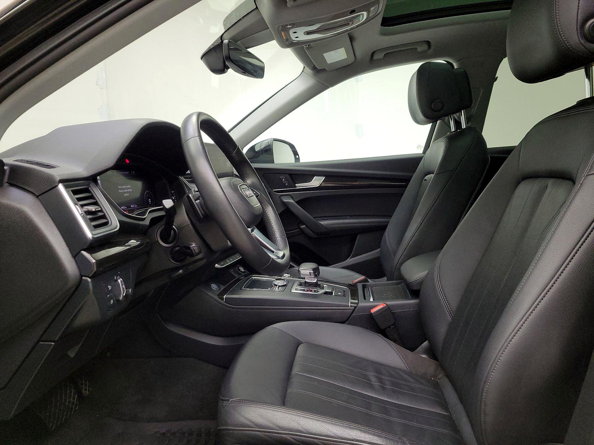 Thumbnail: 2019 Audi Q5 - 11