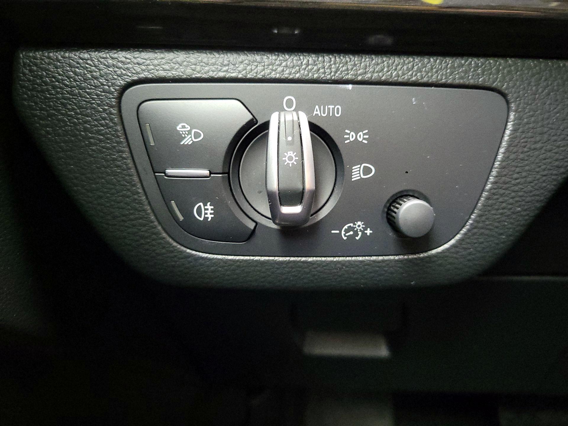 Thumbnail: 2019 Audi Q5 - 13