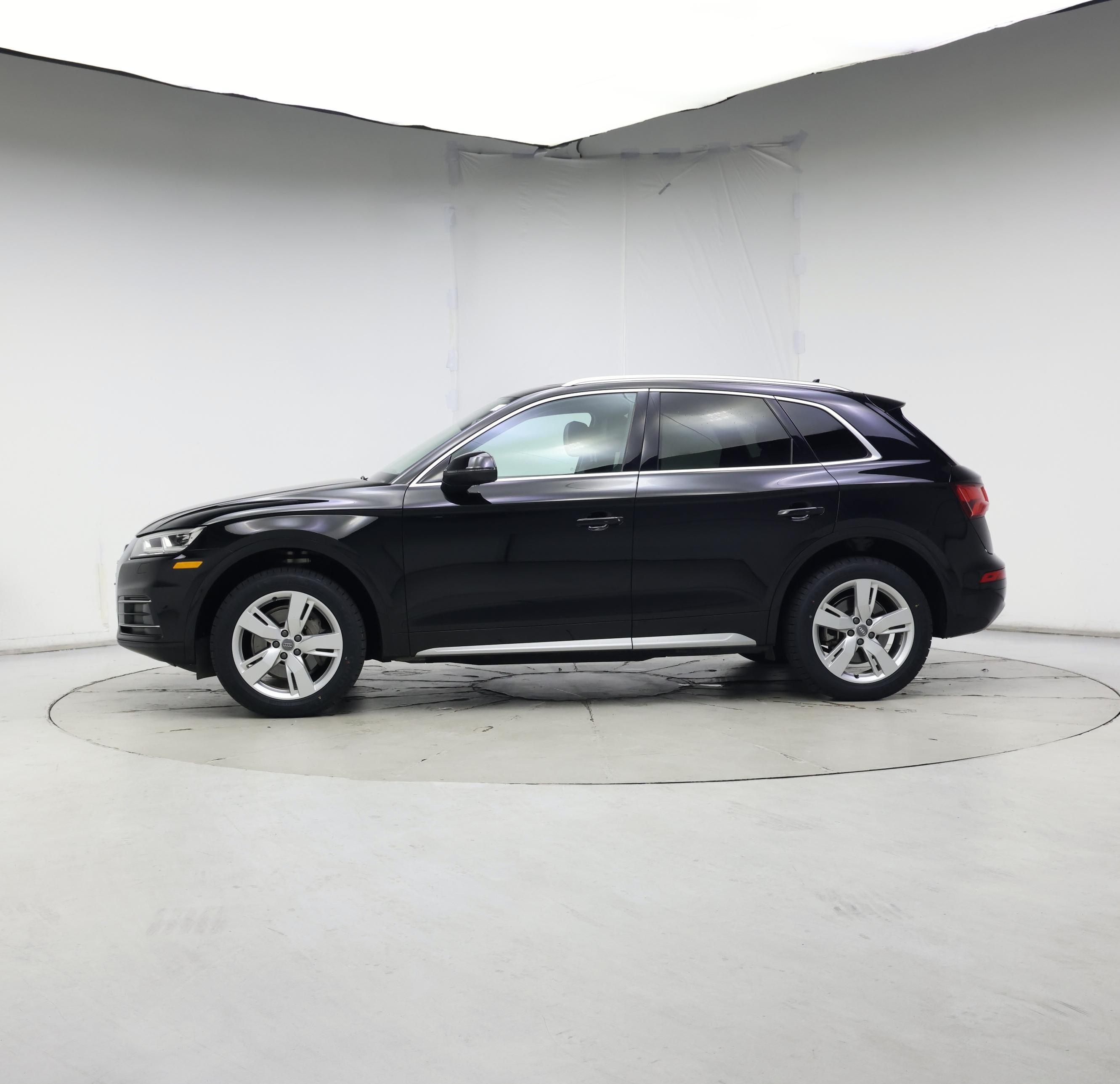 Thumbnail: 2019 Audi Q5 - 3