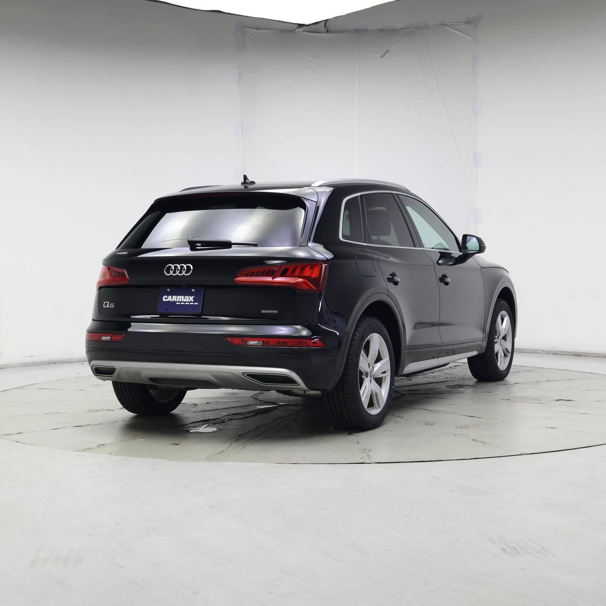 Thumbnail: 2019 Audi Q5 - 8