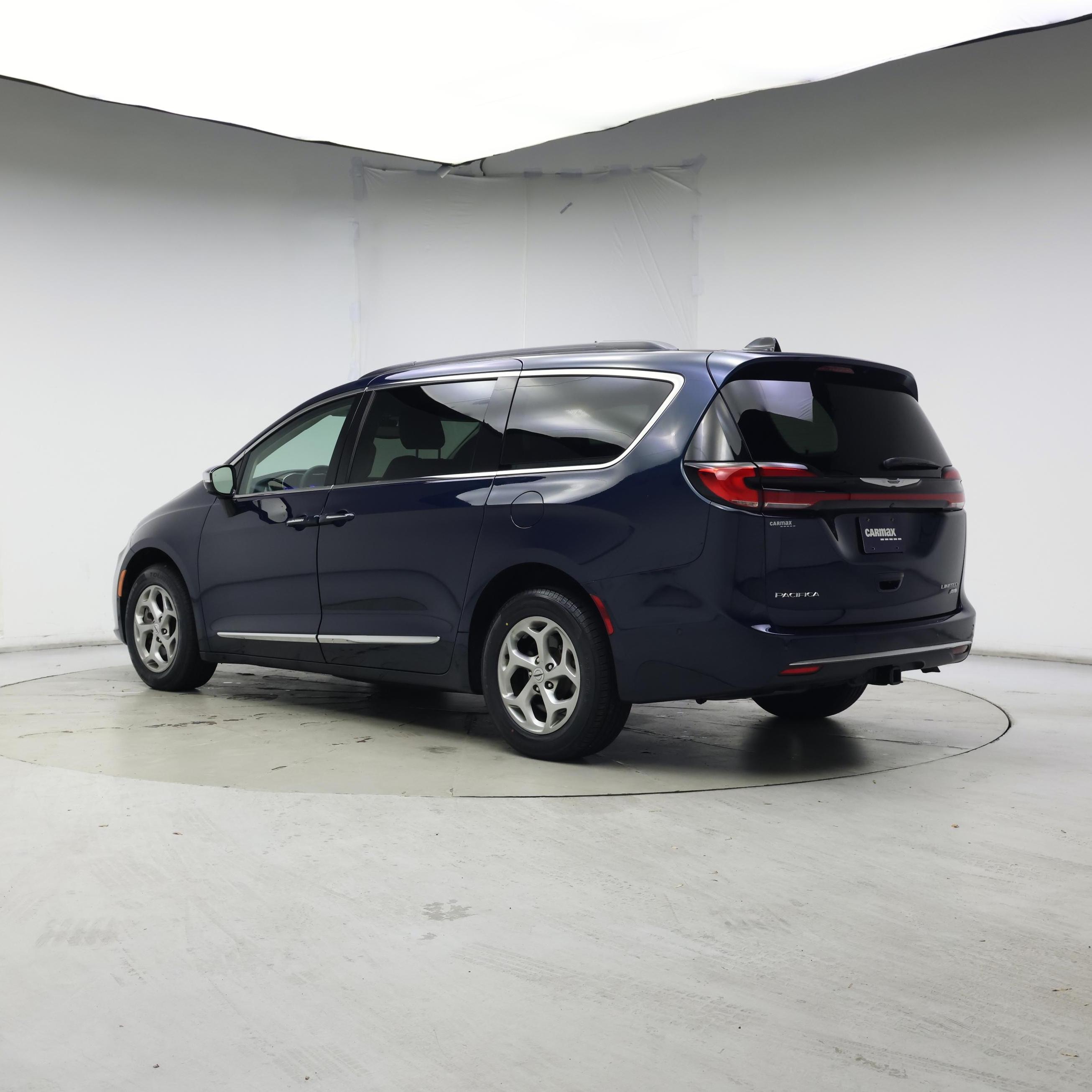 Thumbnail: 2023 Chrysler Pacifica - 2