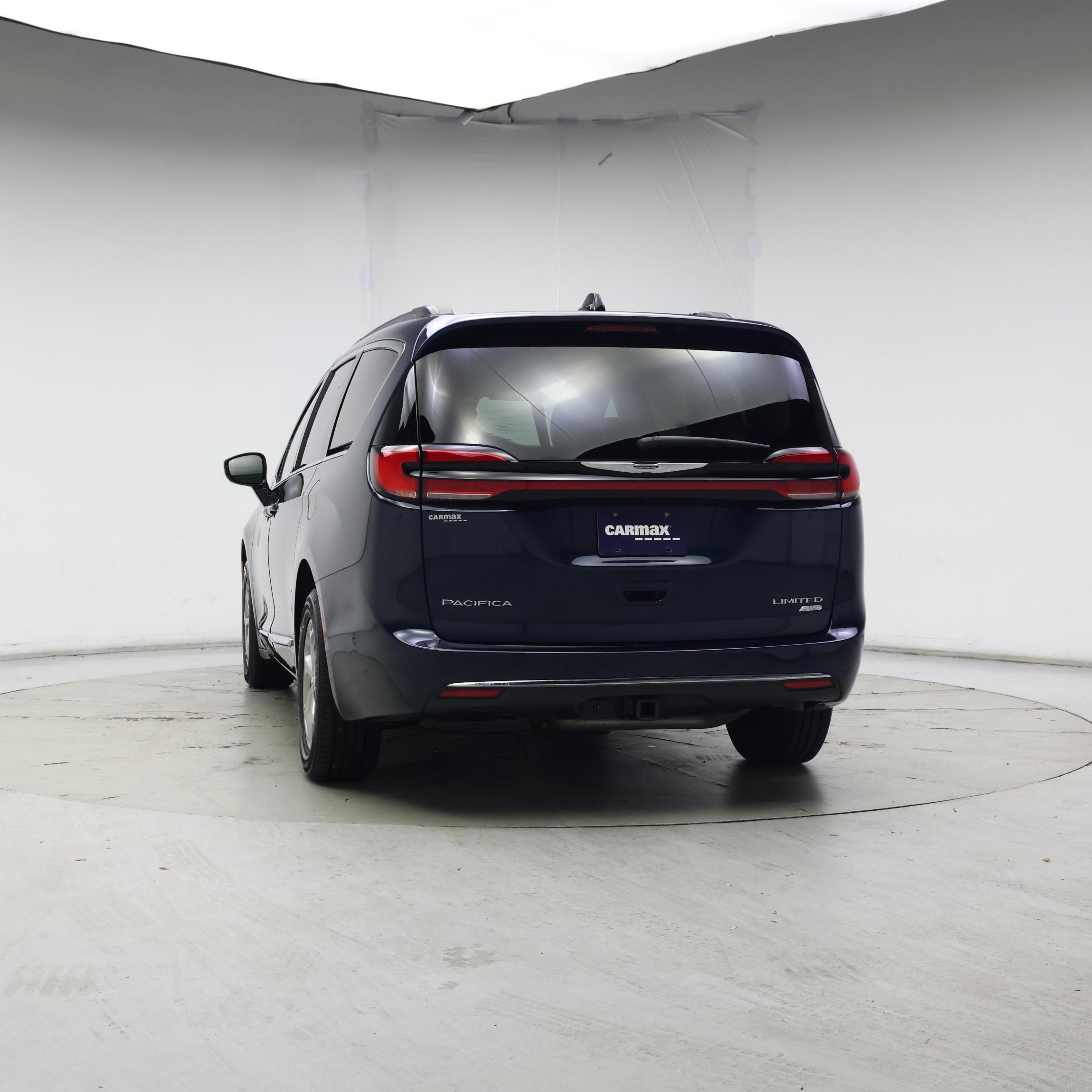 Thumbnail: 2023 Chrysler Pacifica - 6