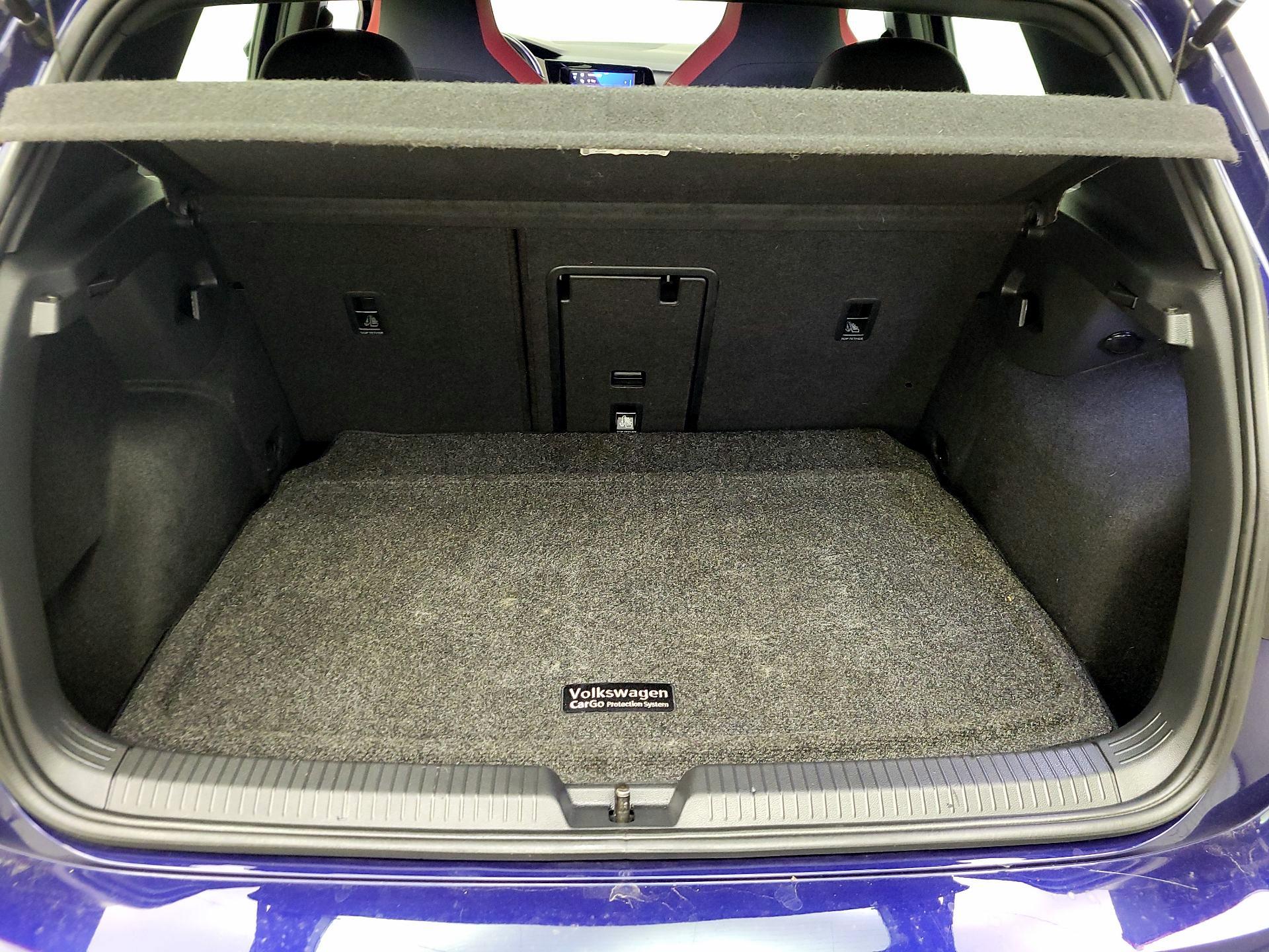 Thumbnail: 2024 Volkswagen Golf - 20