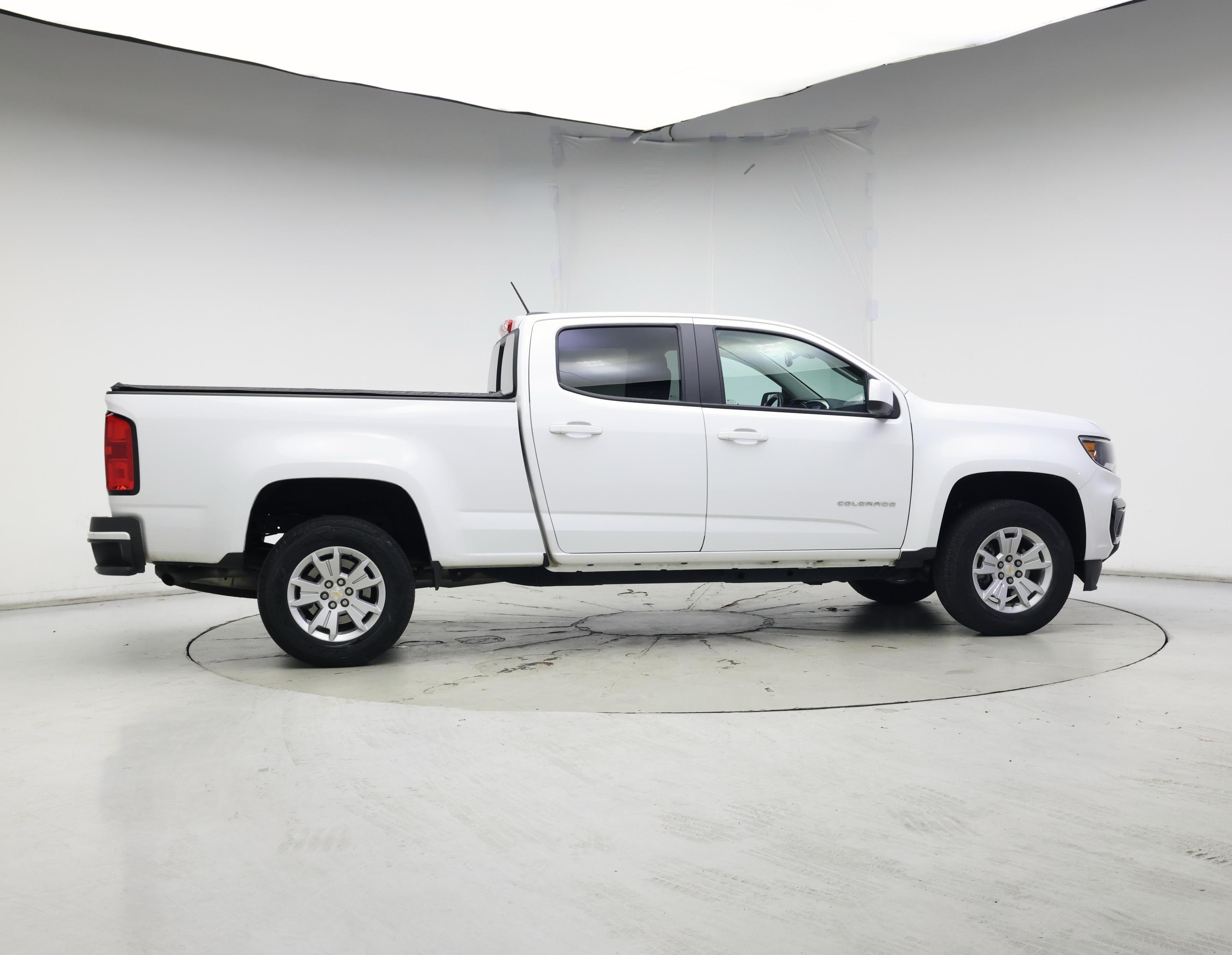 Thumbnail: 2022 Chevrolet Colorado - 7