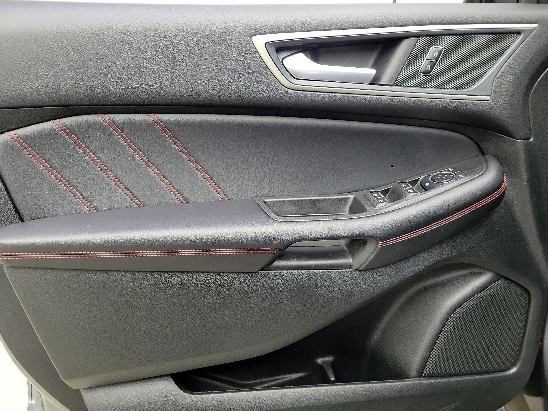 Thumbnail: 2024 Ford Edge - 12