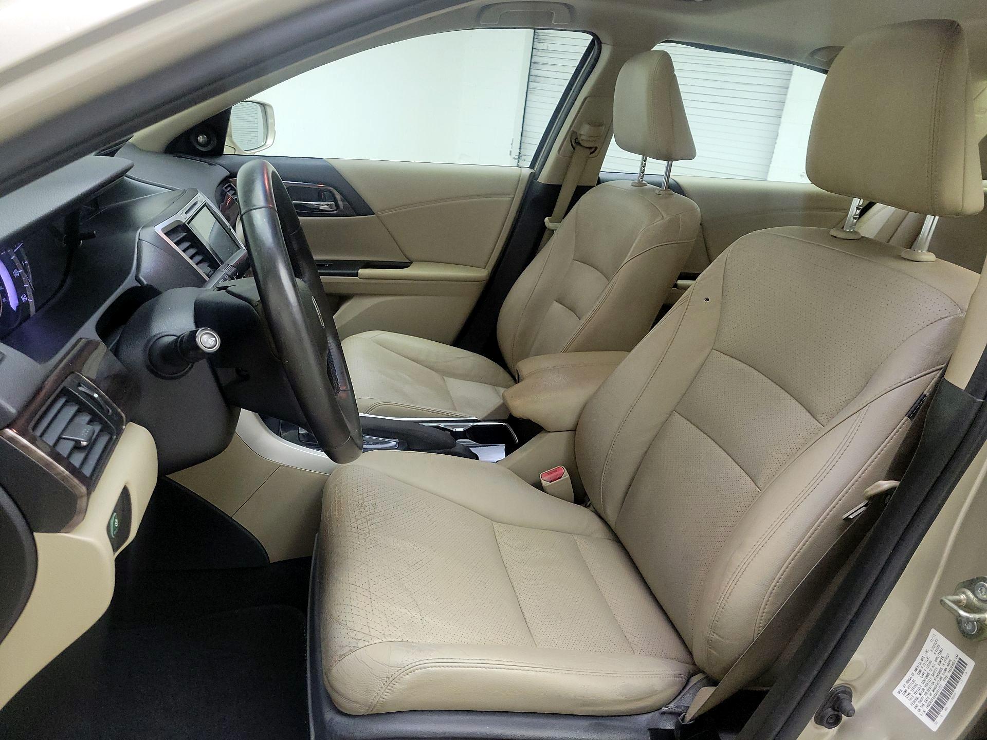 Thumbnail: 2016 Honda Accord - 11