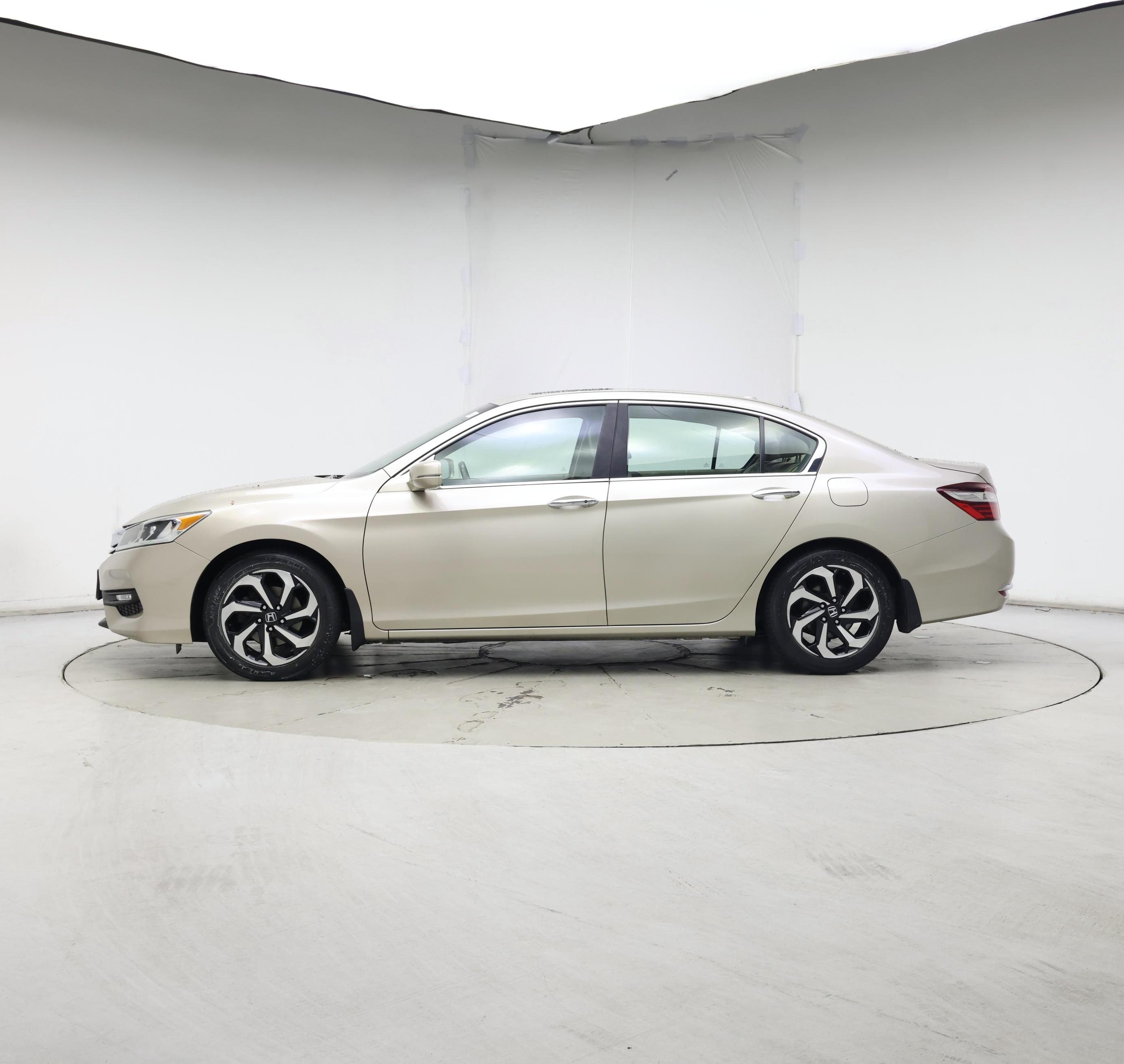 Thumbnail: 2016 Honda Accord - 3