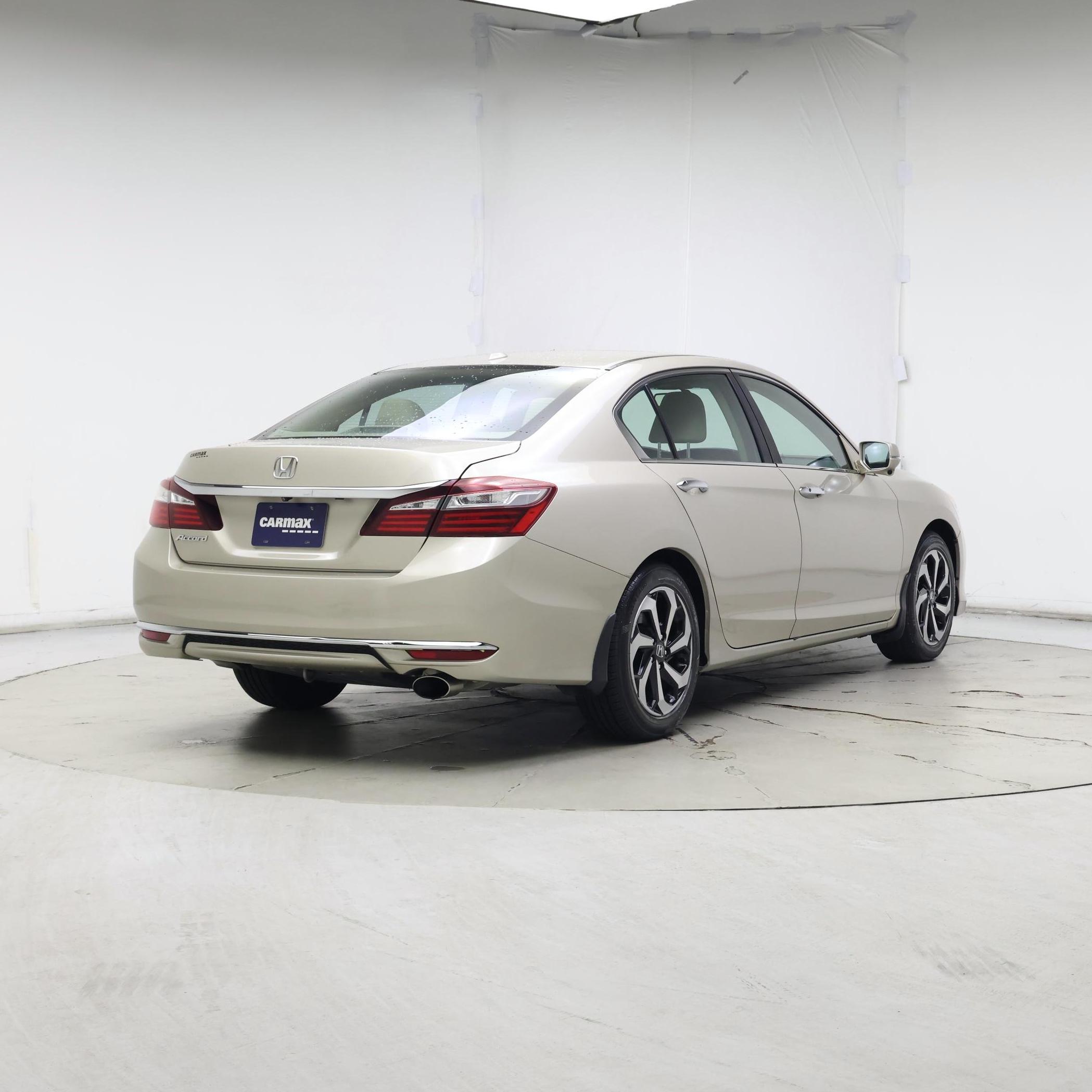 Thumbnail: 2016 Honda Accord - 8