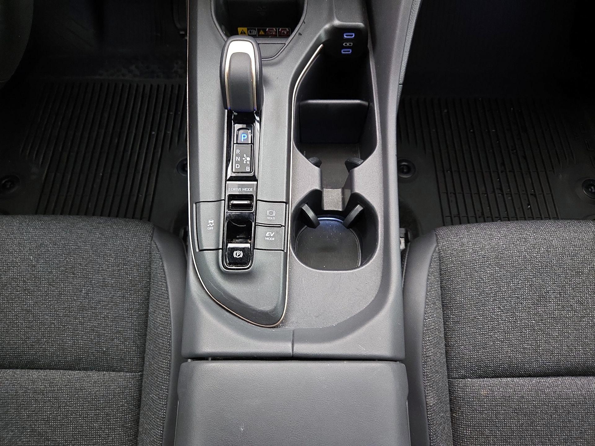 Thumbnail: 2023 Toyota Crown - 17