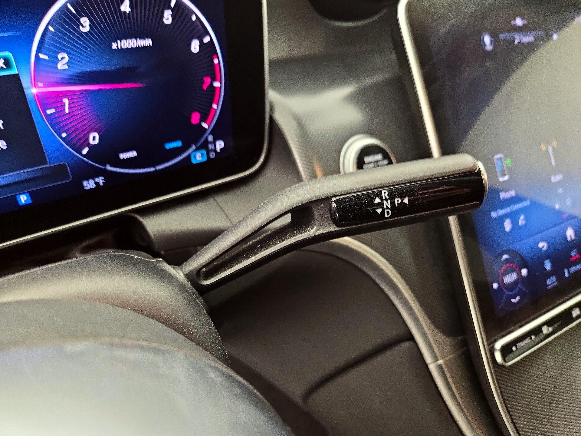 Thumbnail: 2024 Mercedes-Benz GLC - 17