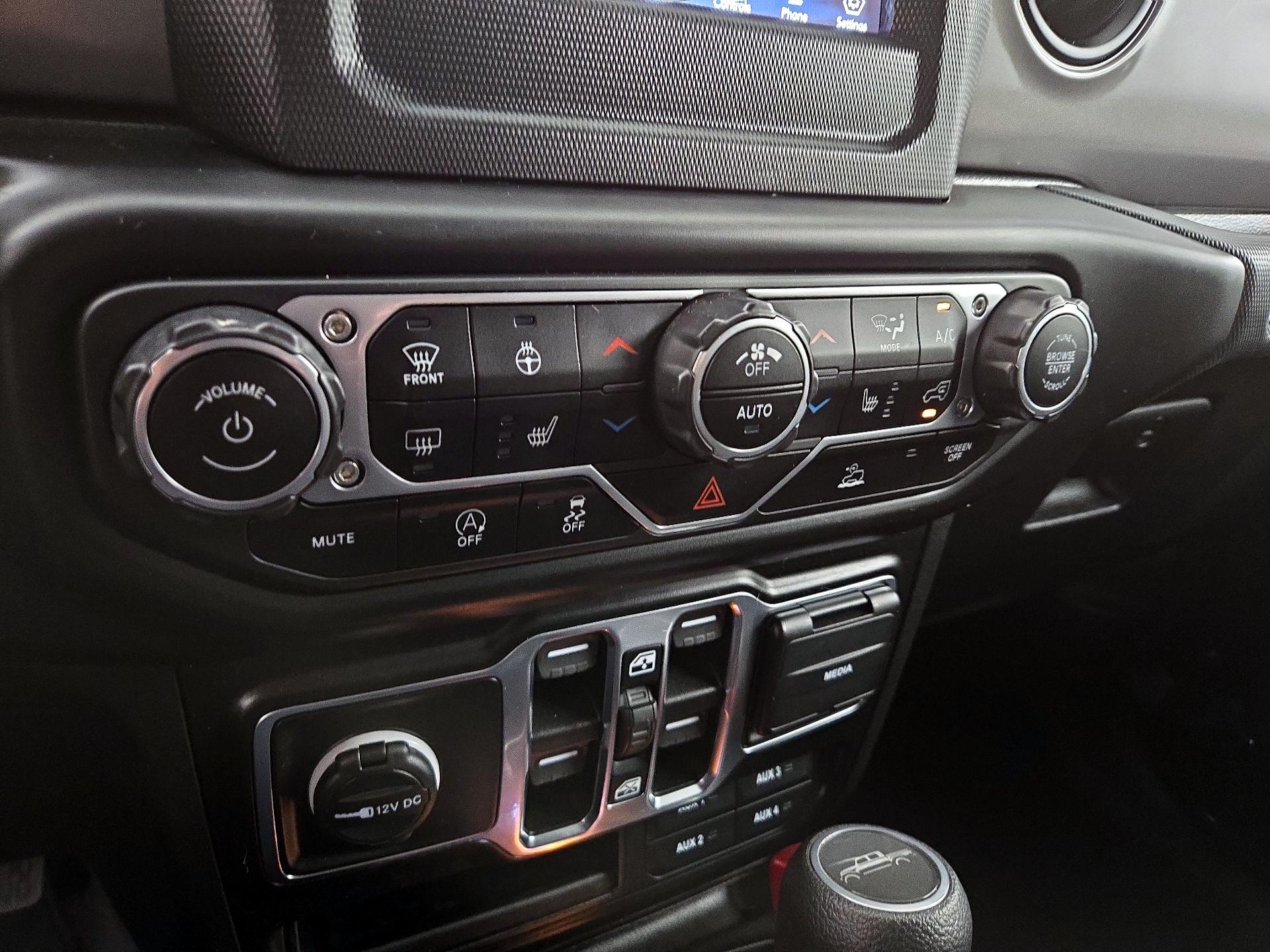 Thumbnail: 2021 Jeep Gladiator - 16