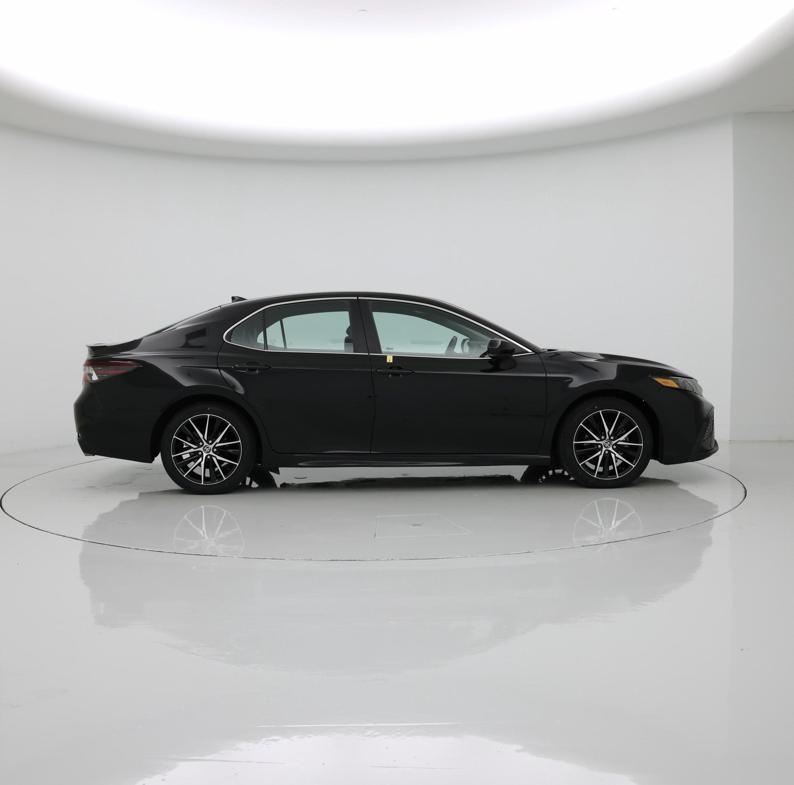 Thumbnail: 2024 Toyota Camry - 7