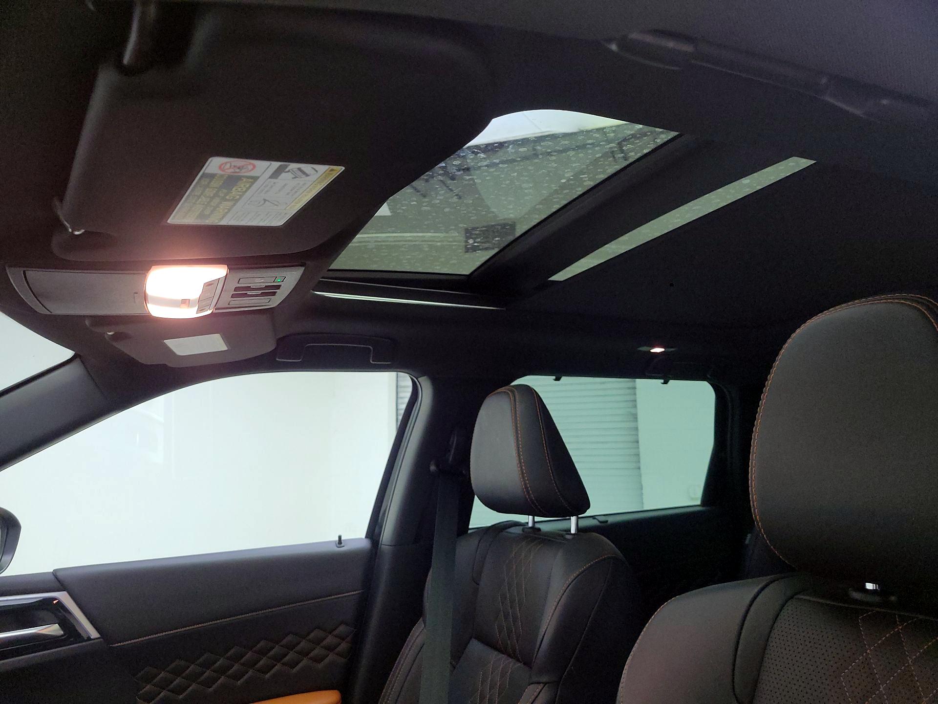 Thumbnail: 2022 Mitsubishi Outlander - 20