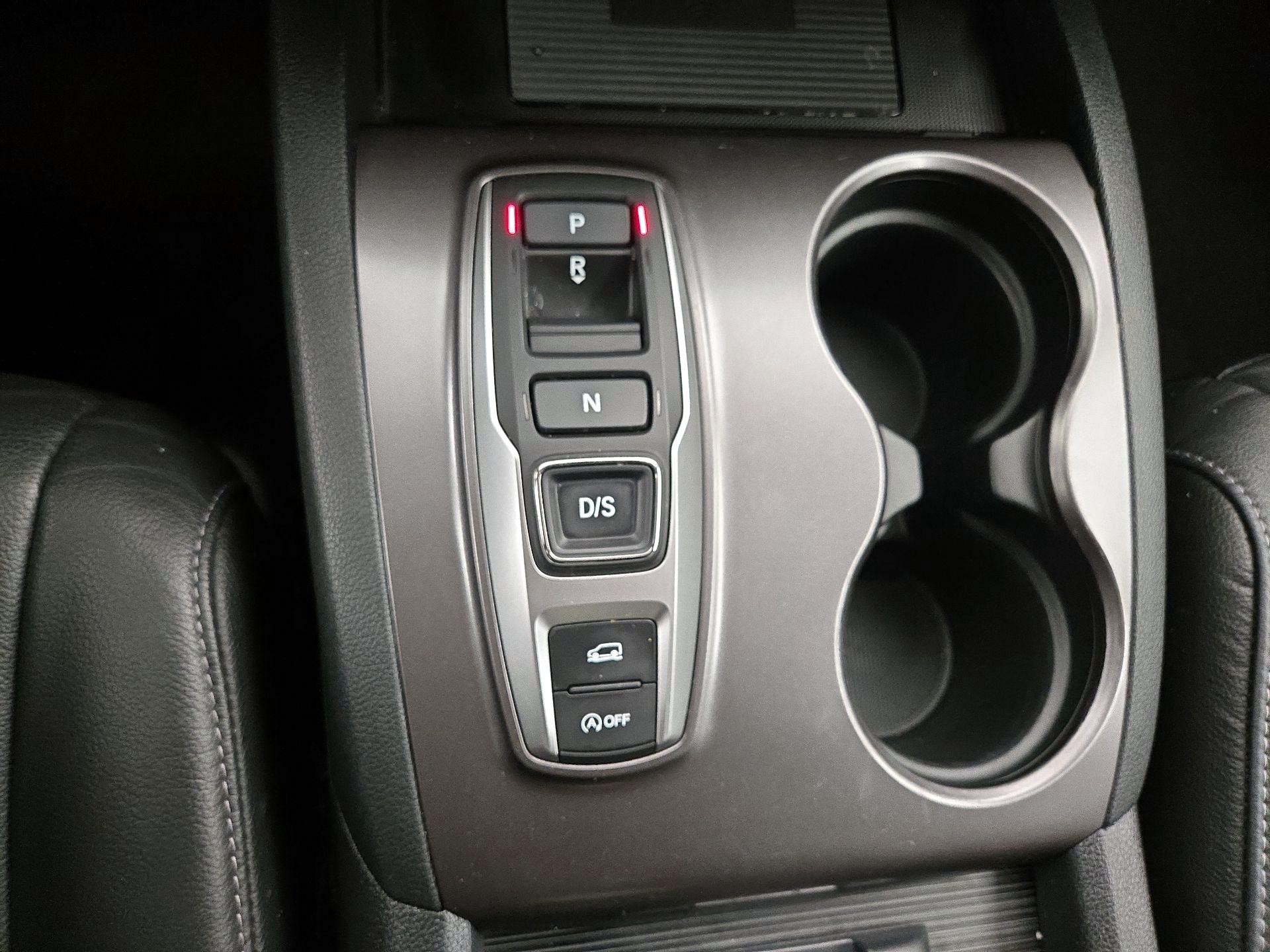 Thumbnail: 2022 Honda Pilot - 17