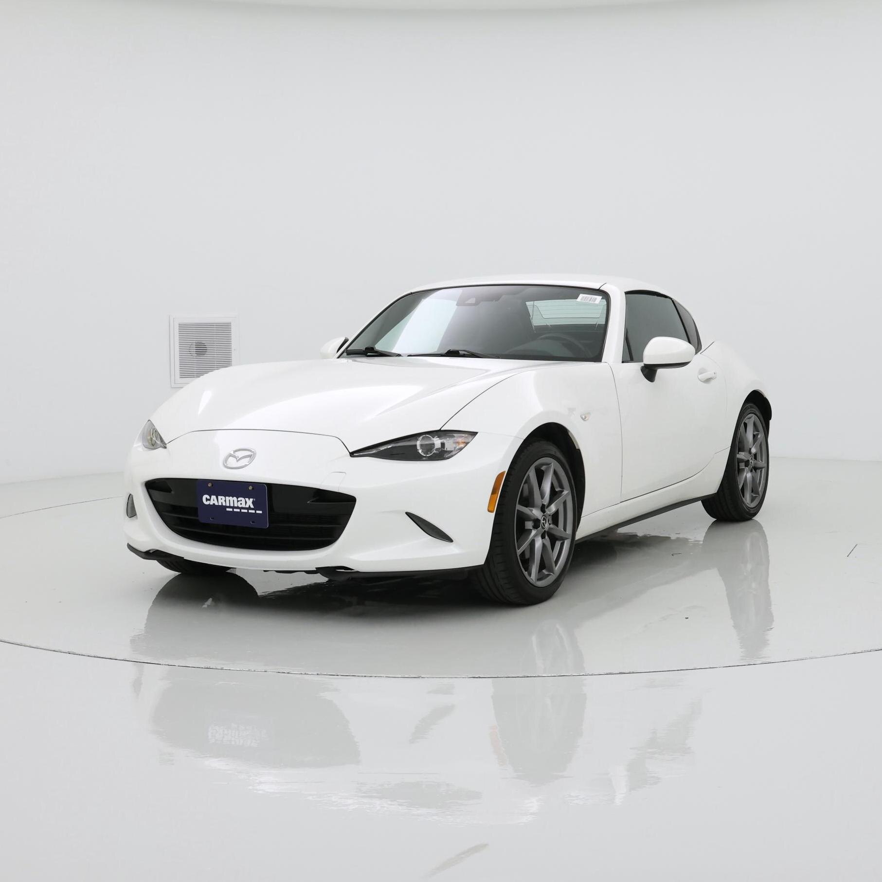 Thumbnail: 2023 Mazda MX-5 Miata - 4