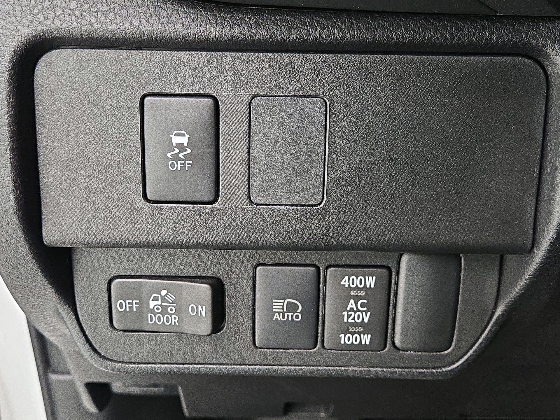 Thumbnail: 2023 Toyota Tacoma - 13