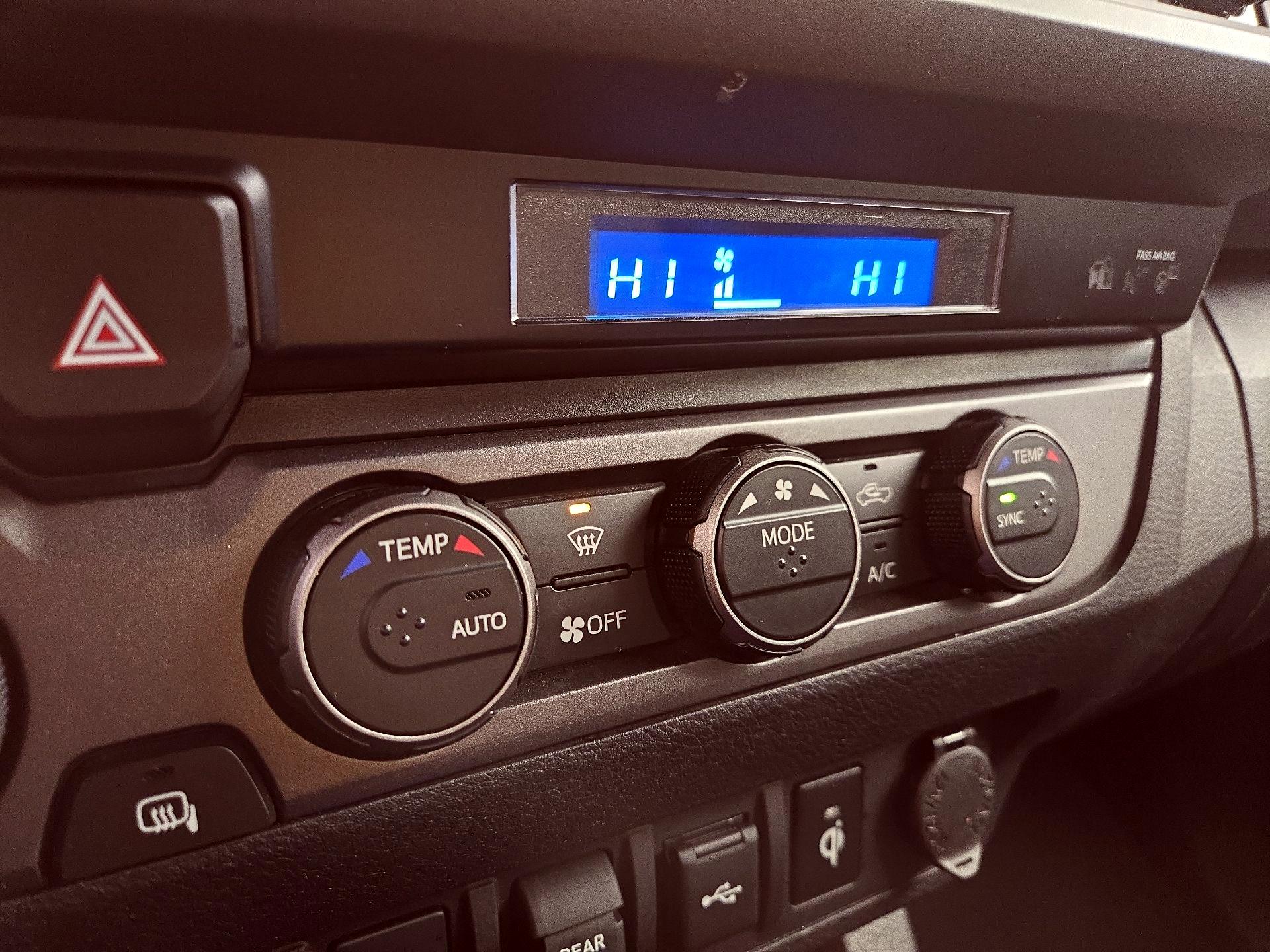 Thumbnail: 2023 Toyota Tacoma - 16