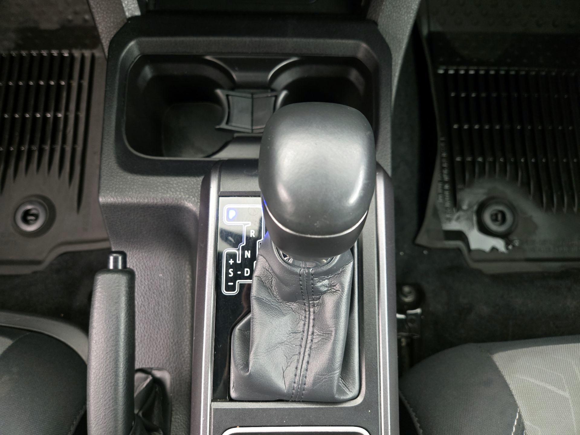 Thumbnail: 2023 Toyota Tacoma - 17