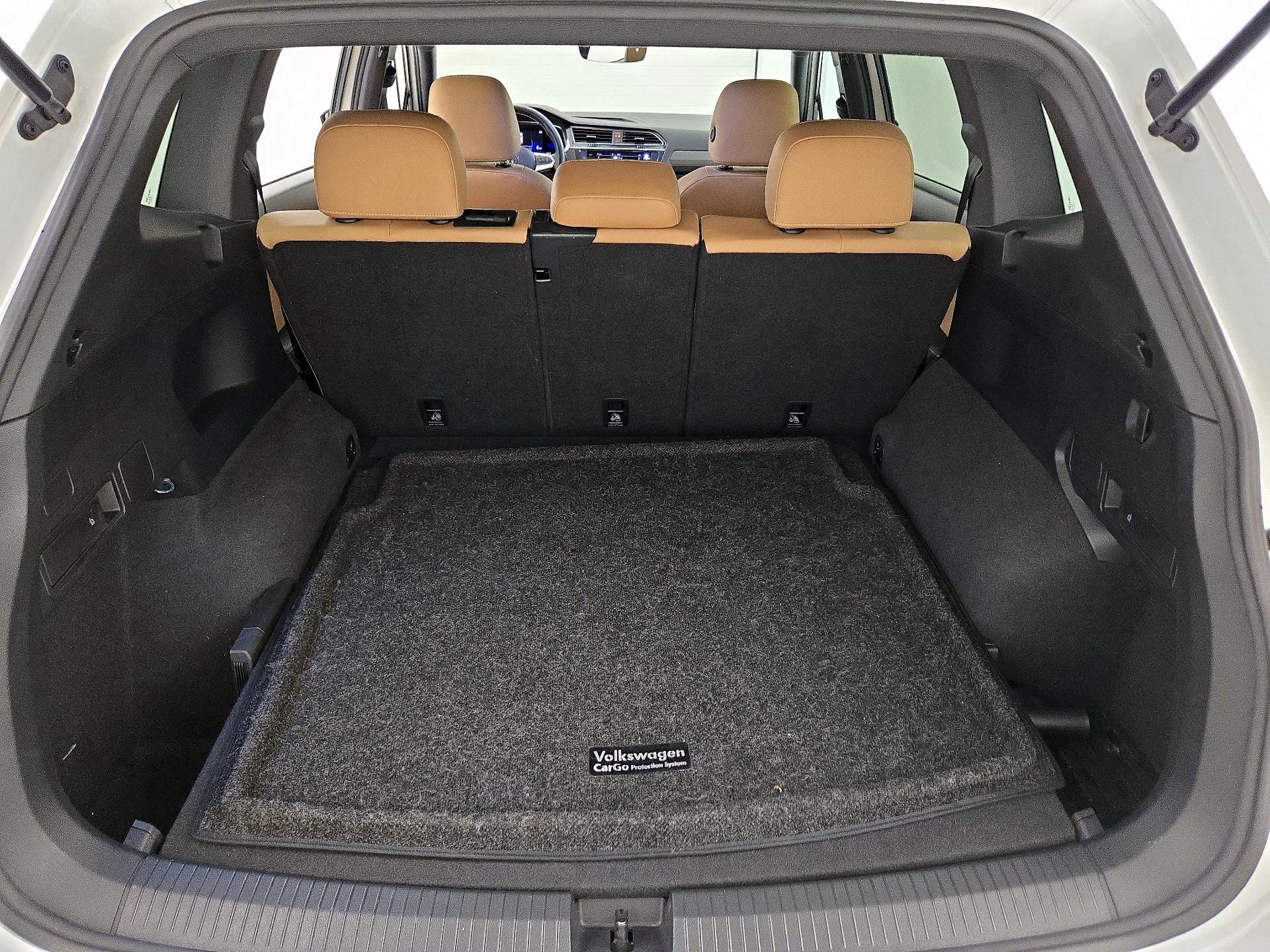 Thumbnail: 2022 Volkswagen Tiguan - 20