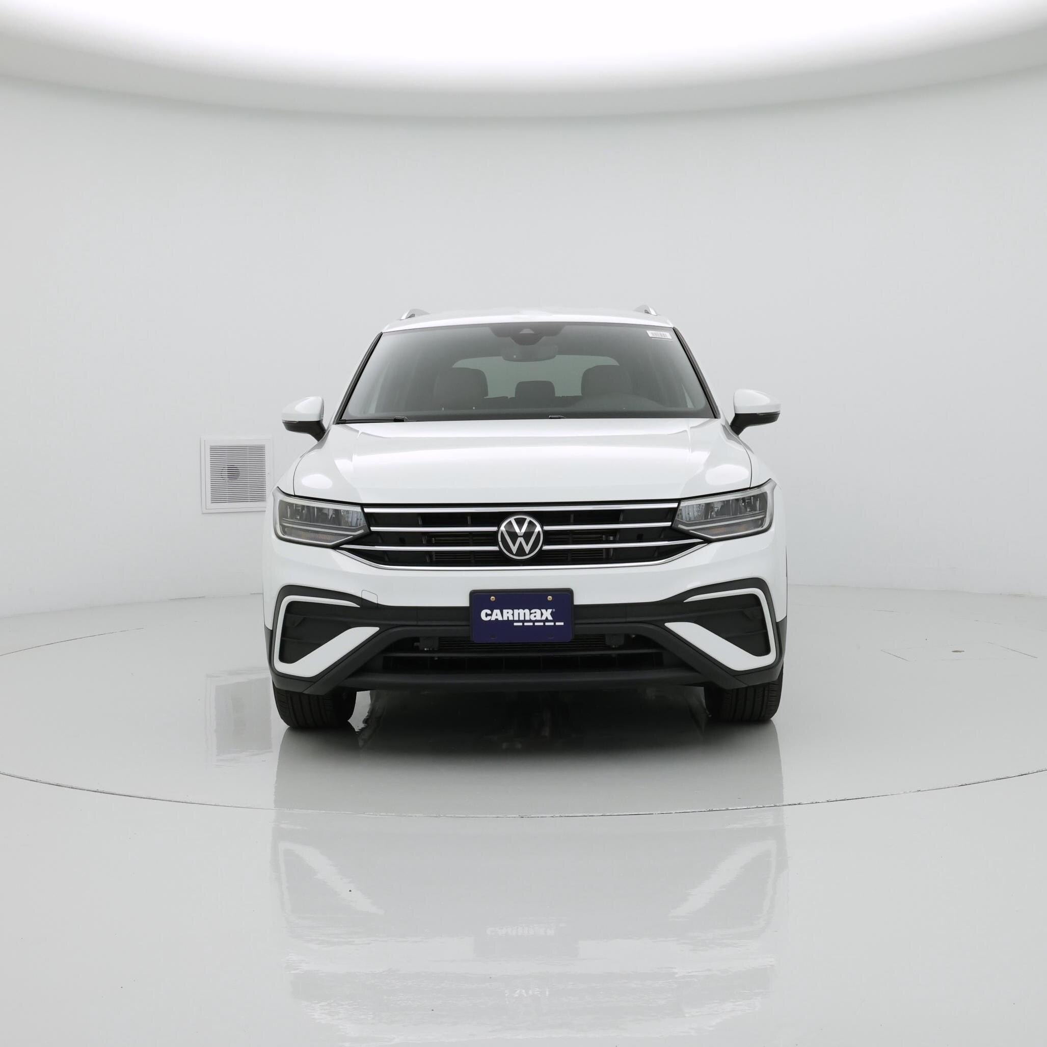 Thumbnail: 2022 Volkswagen Tiguan - 5