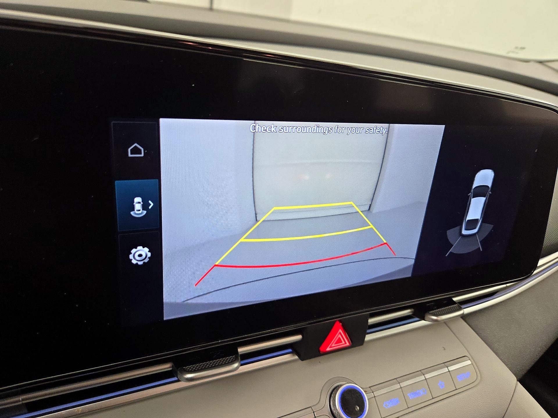 Thumbnail: 2022 Hyundai Elantra - 15