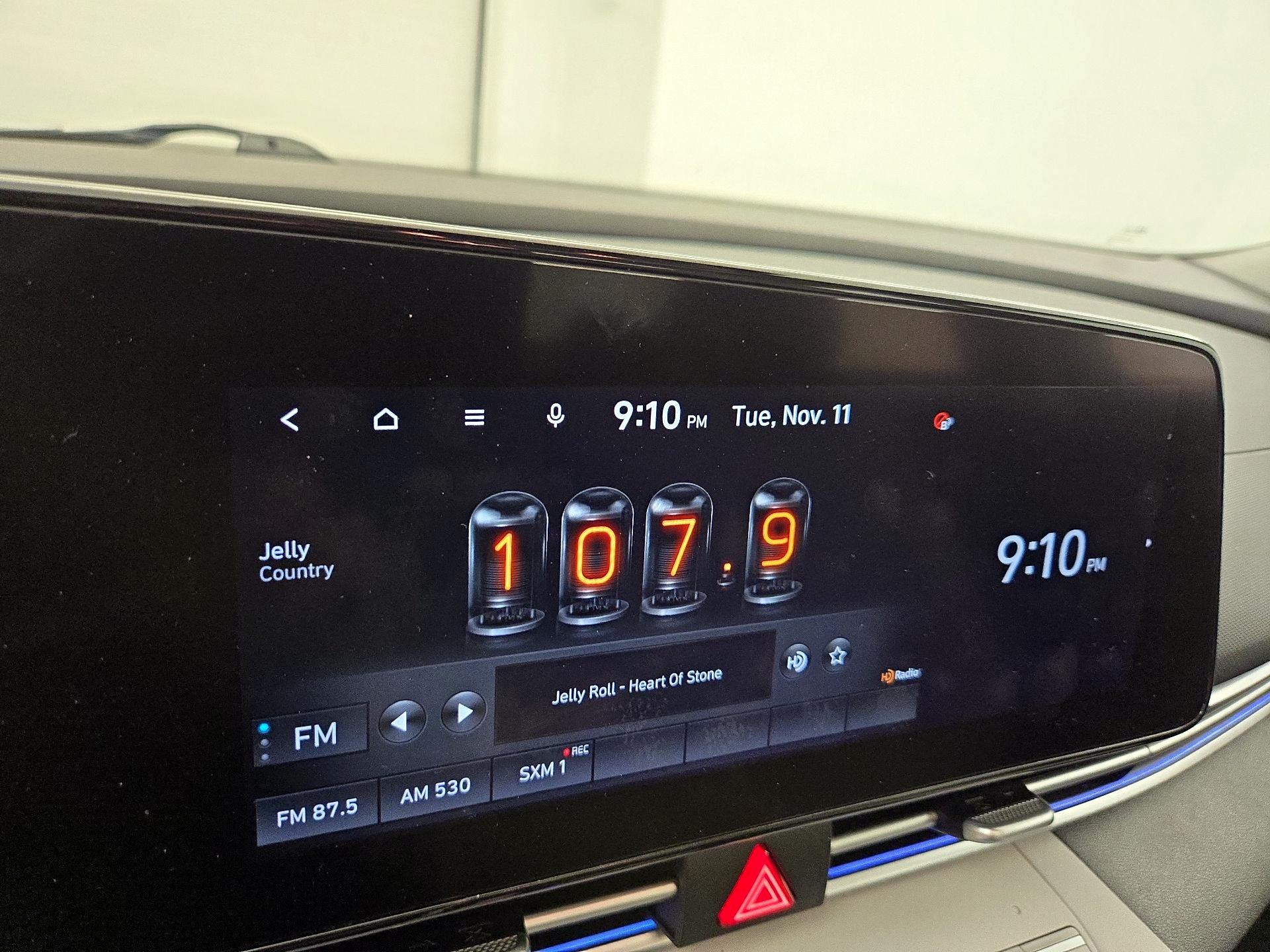 Thumbnail: 2022 Hyundai Elantra - 16