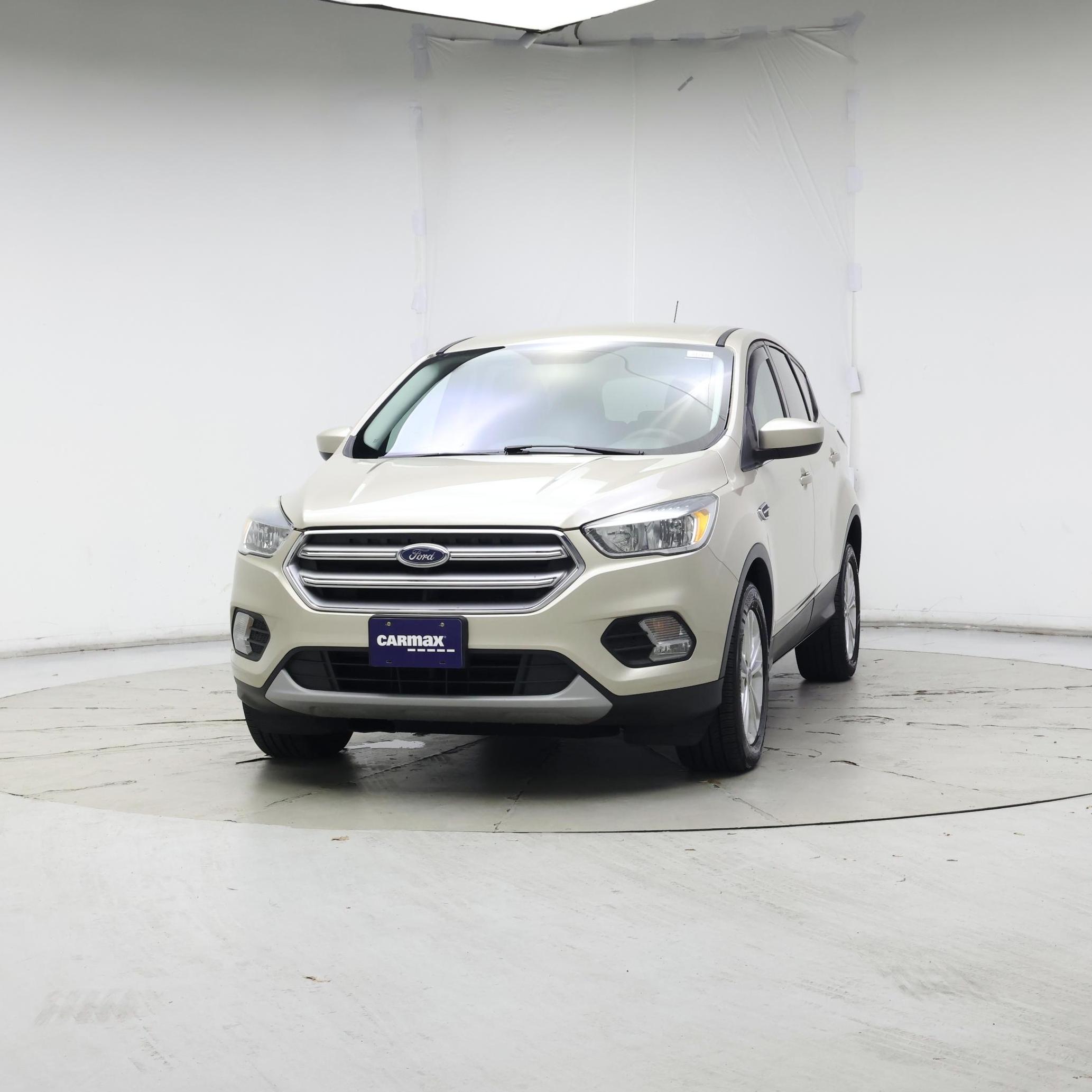 Thumbnail: 2017 Ford Escape - 4