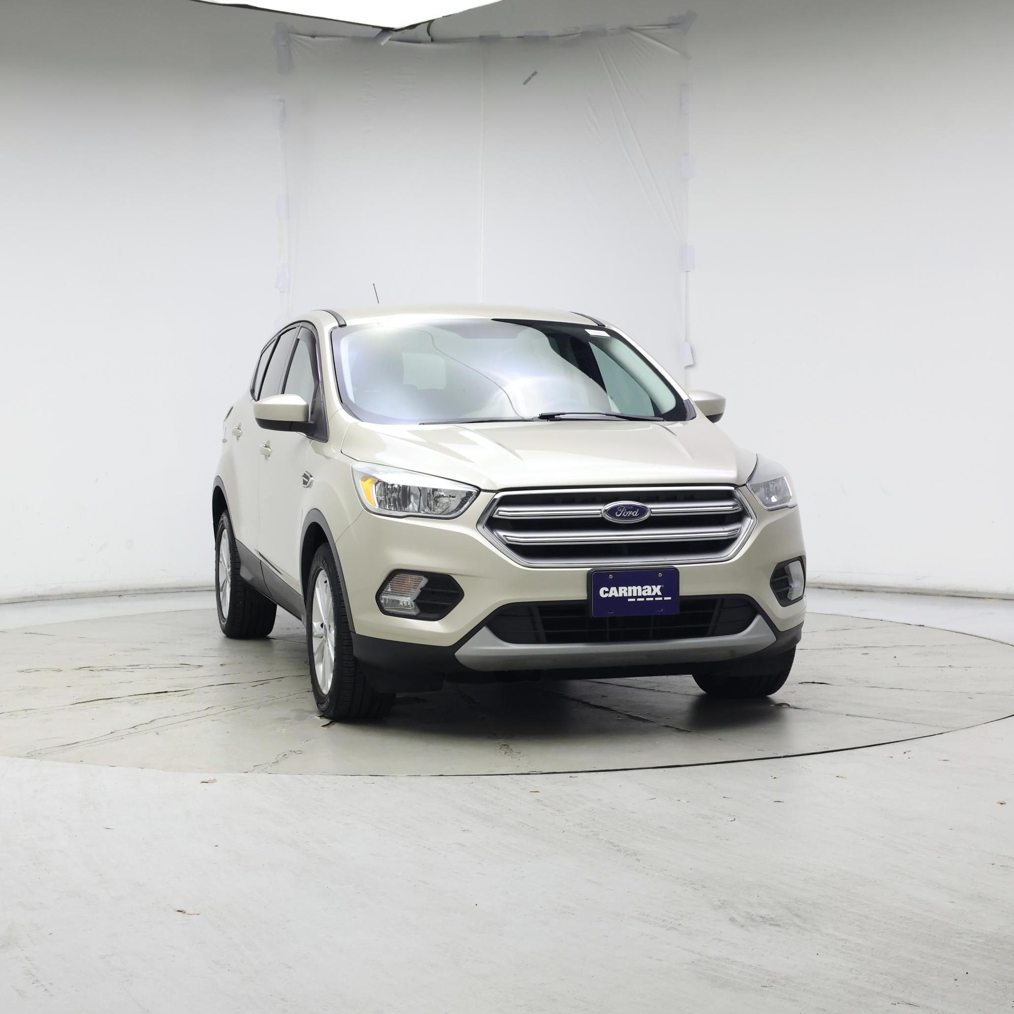 Thumbnail: 2017 Ford Escape - 5