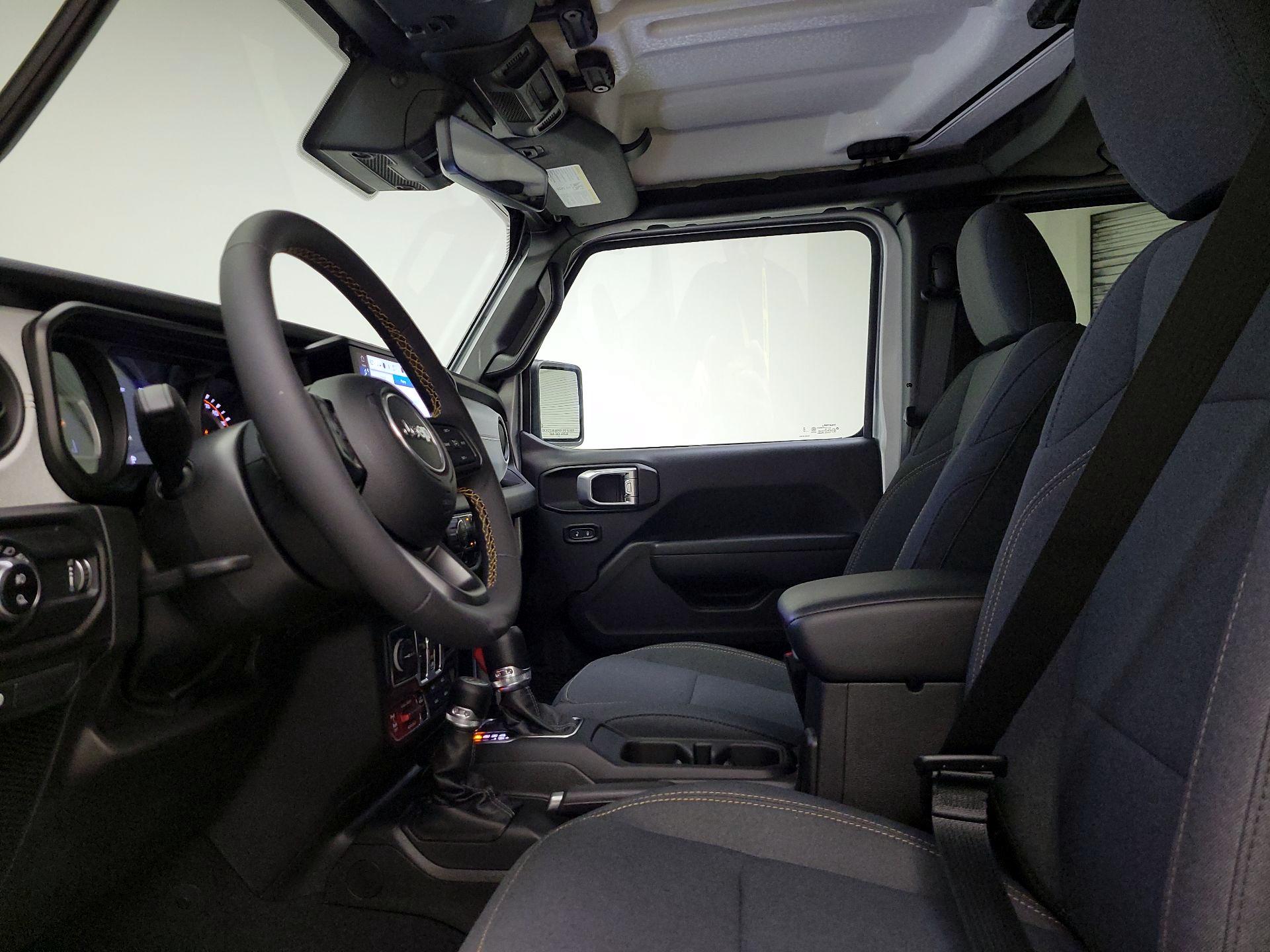 Thumbnail: 2024 Jeep Gladiator - 11