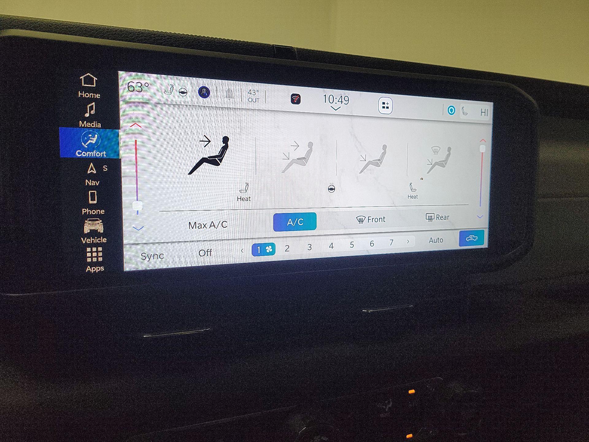 Thumbnail: 2024 Jeep Gladiator - 17