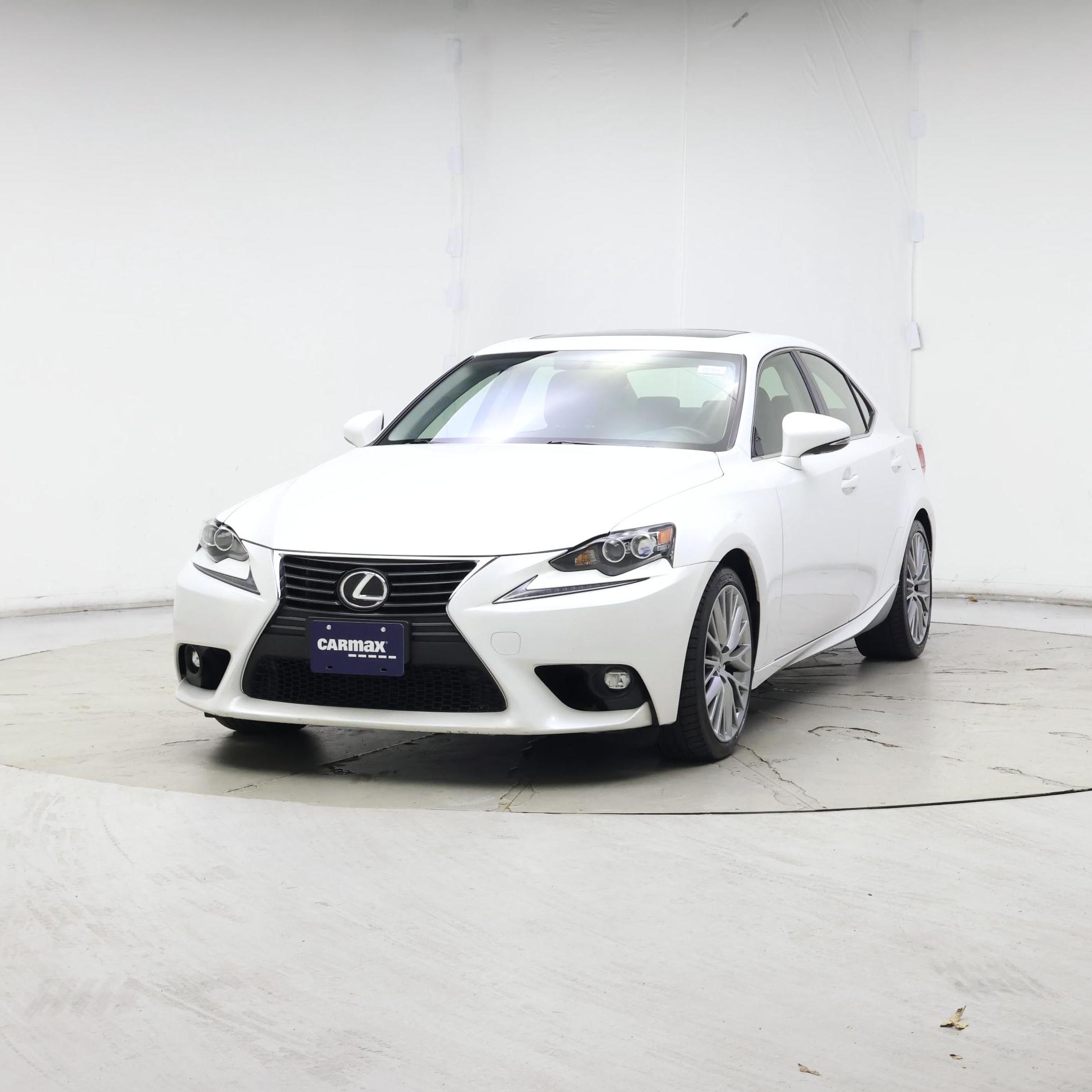 Thumbnail: 2015 Lexus IS - 4