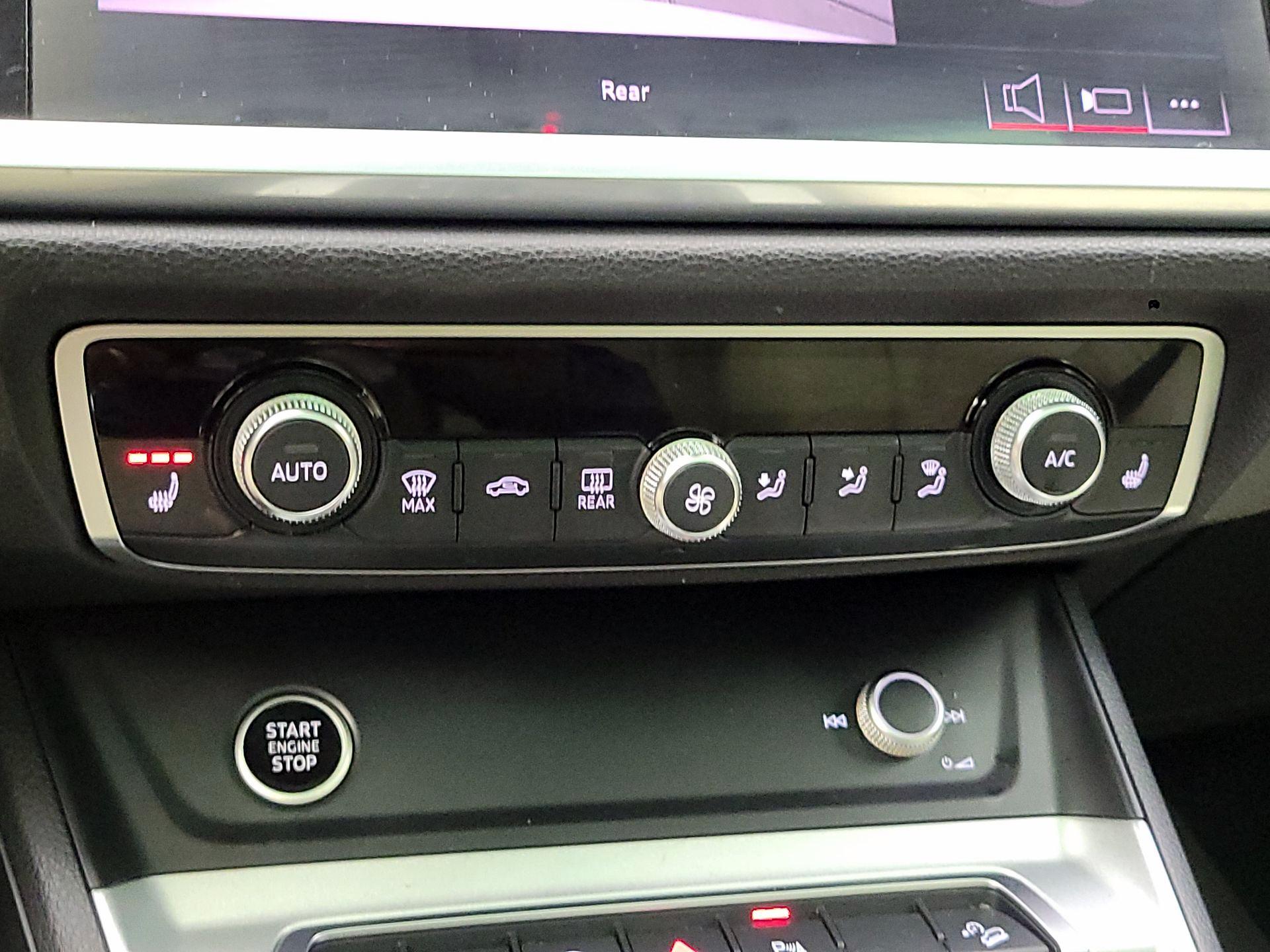 Thumbnail: 2021 Audi Q3 - 17