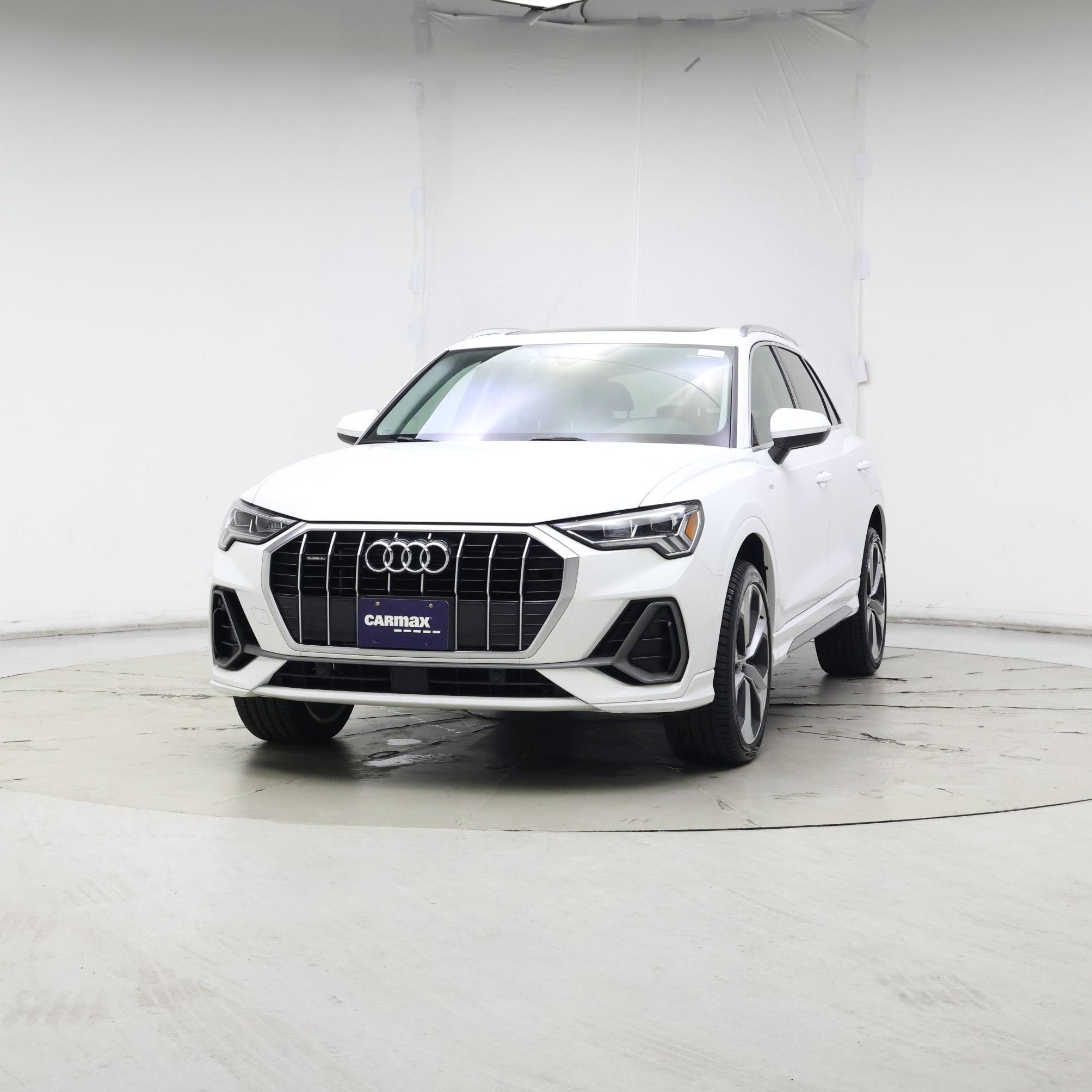 Thumbnail: 2021 Audi Q3 - 4