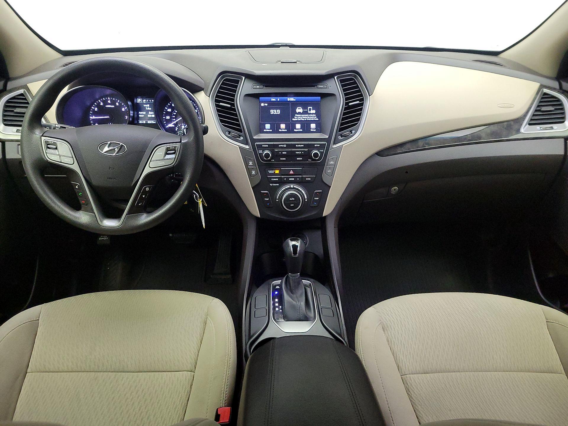 Thumbnail: 2017 Hyundai Santa Fe - 9